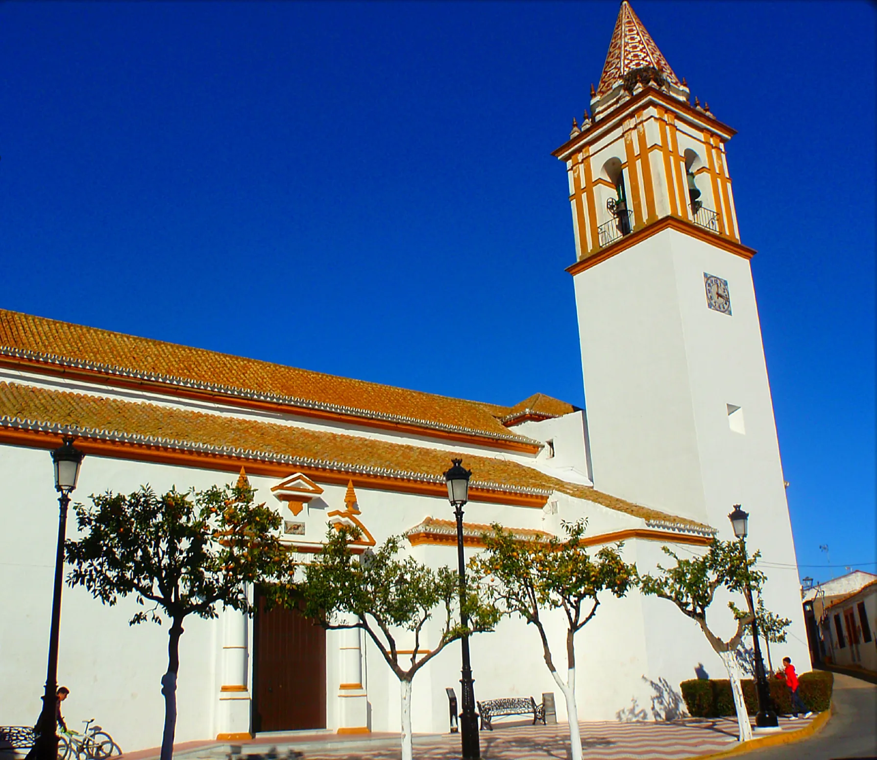 Photo showing: Vista de la Iglesia de San Vicente Mártir en Villarrasa (Huelva, España).