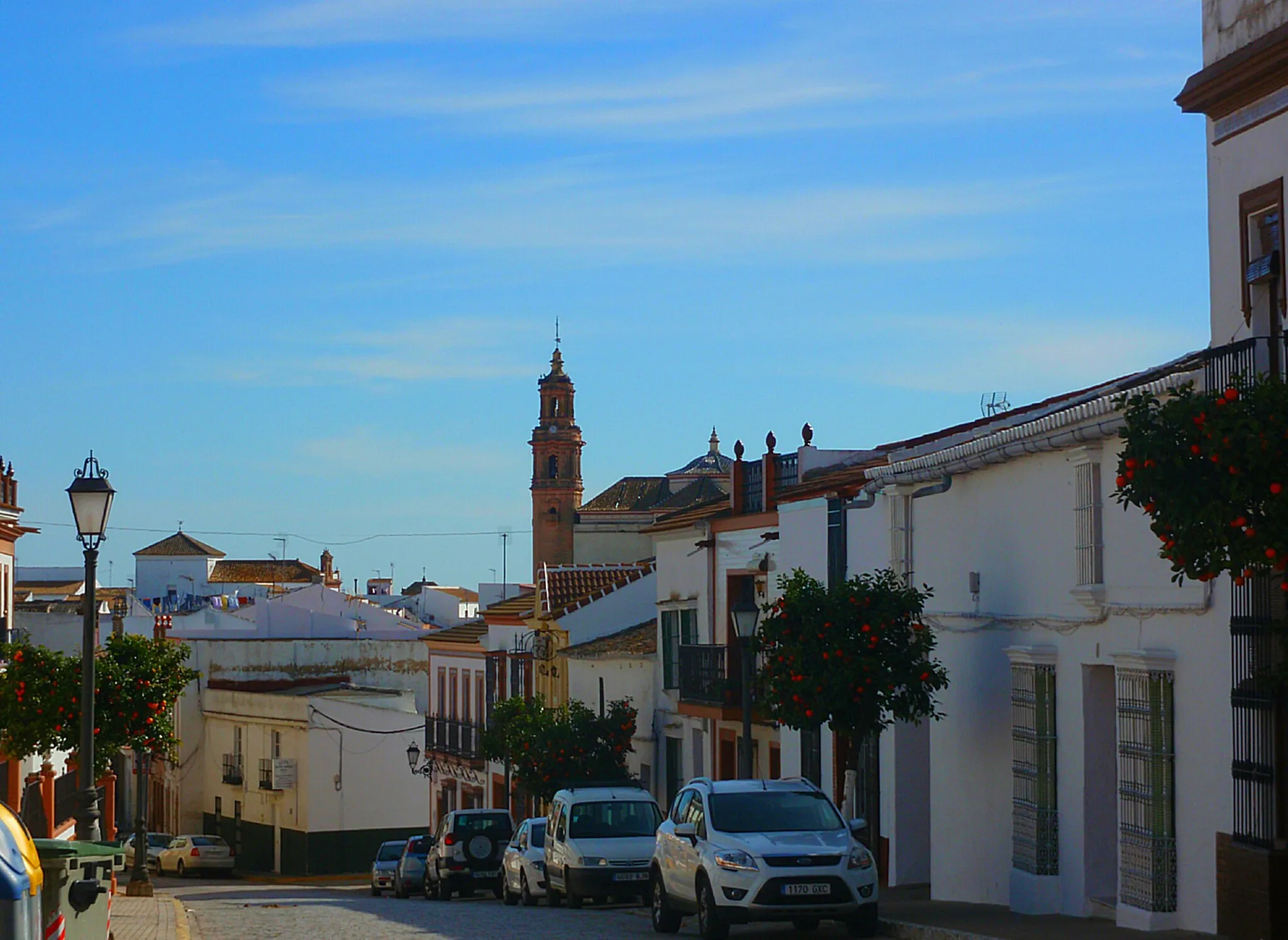 Photo showing: Vista de una calle de Manzanilla, en la provincia de Huelva (España).