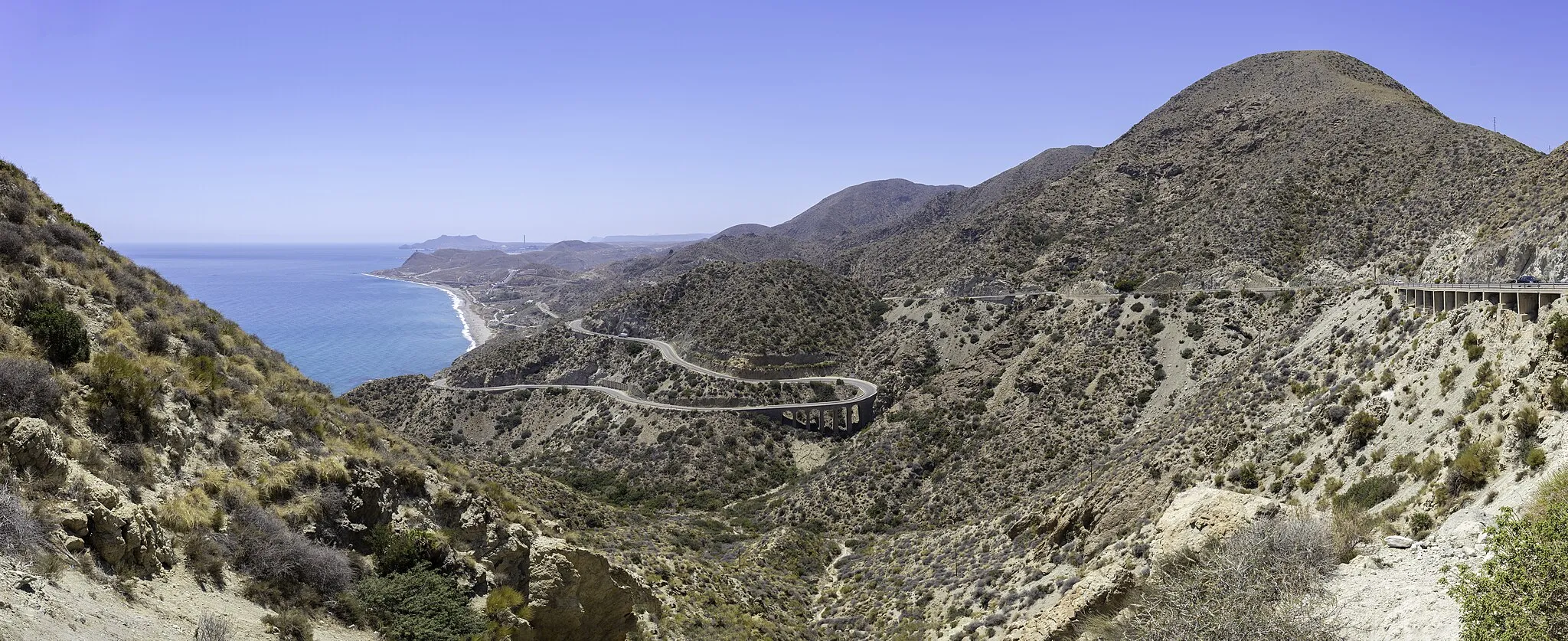 Photo showing: Die Küste nördlich von Almeria in Andalusien