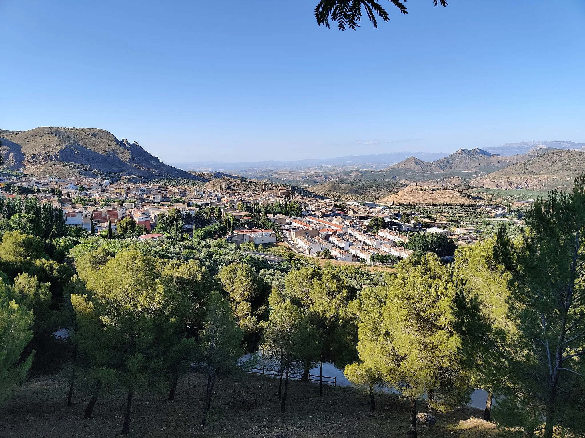 Photo showing: Vista de Cabra del Santo Cristo desde la Casa de la Pradera.