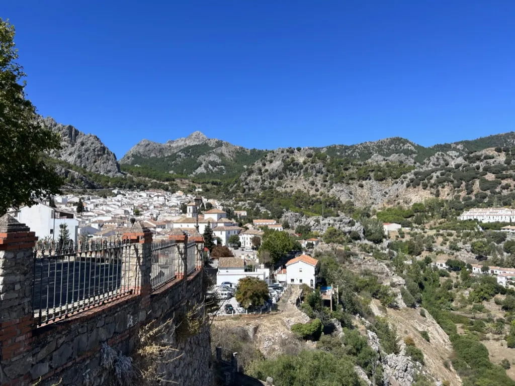 Photo showing: Village in the mountains