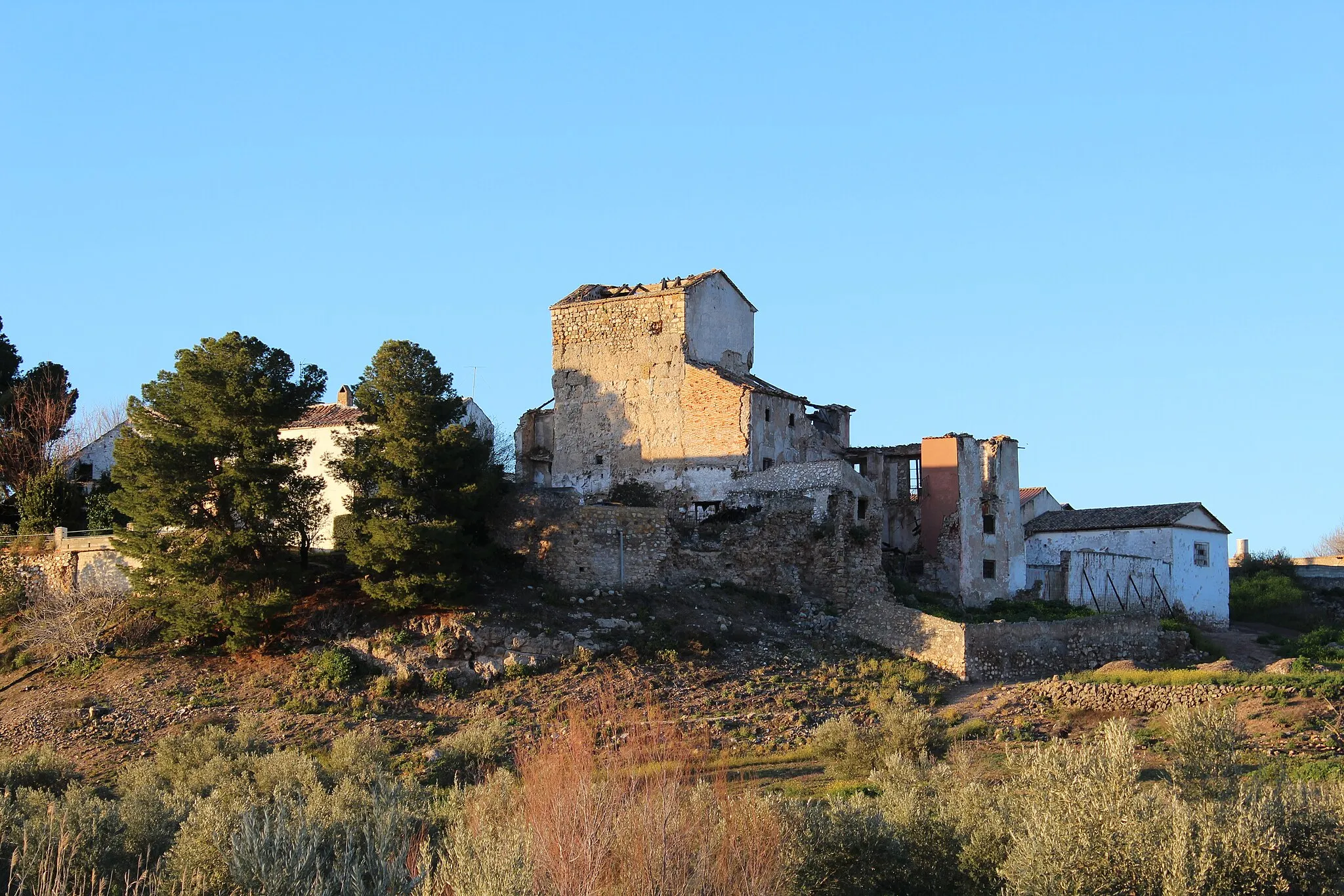 Photo showing: Atardeciendo sobre la aldea de El Término.