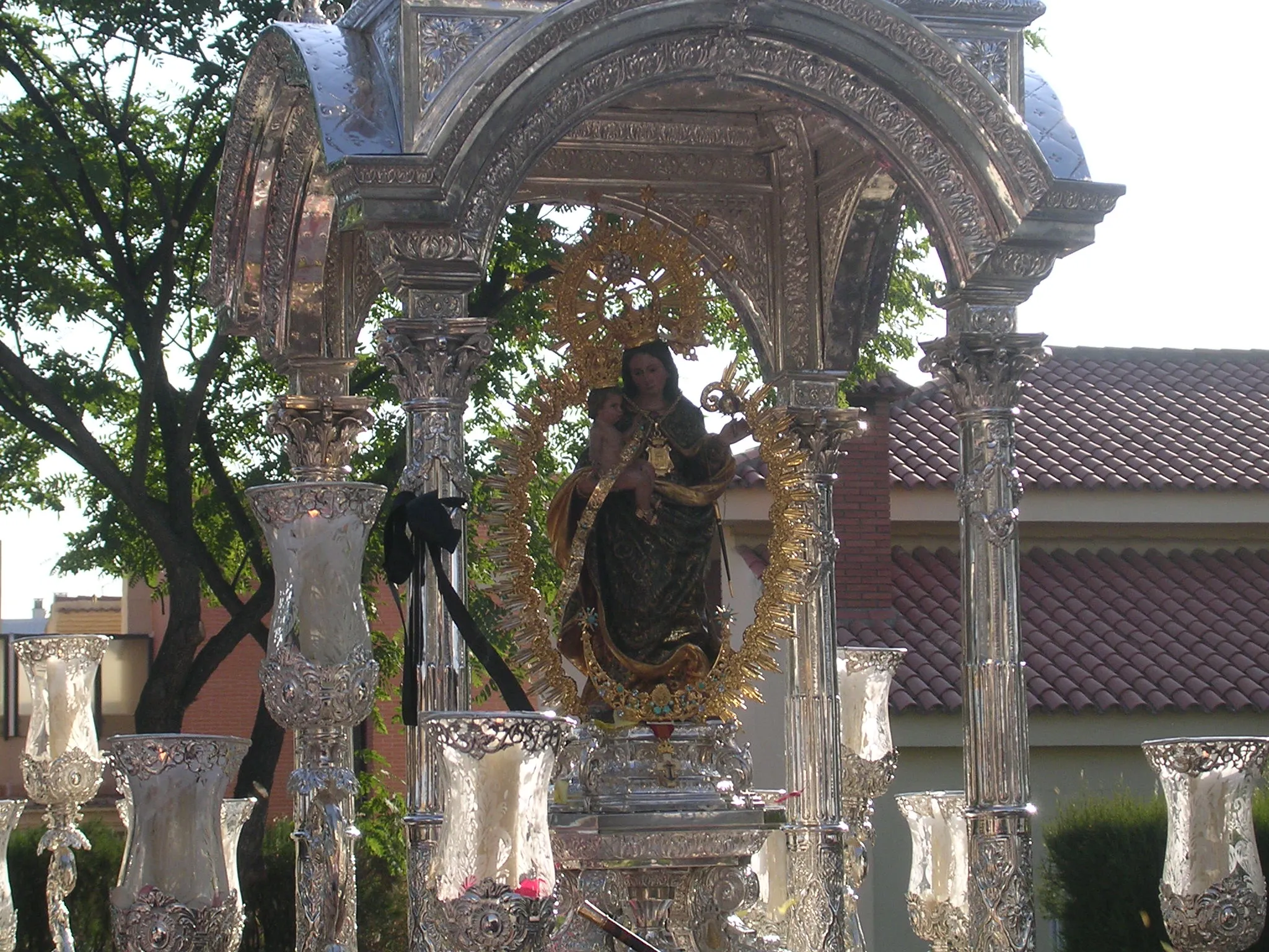 Photo showing: Virgen de la Cinta patrona y alcaldesa perpetua de la ciudad de Huelva
