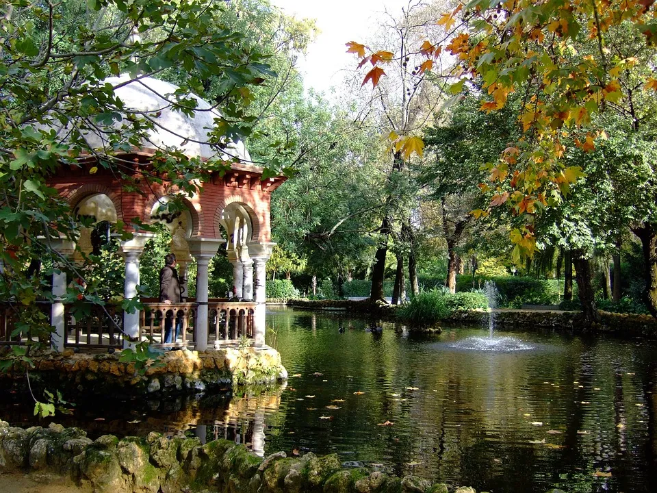 Photo showing: En la siguiente imagen, podemos apreciar una bella toma del Parque María Luisa, ubicado en Sevilla.