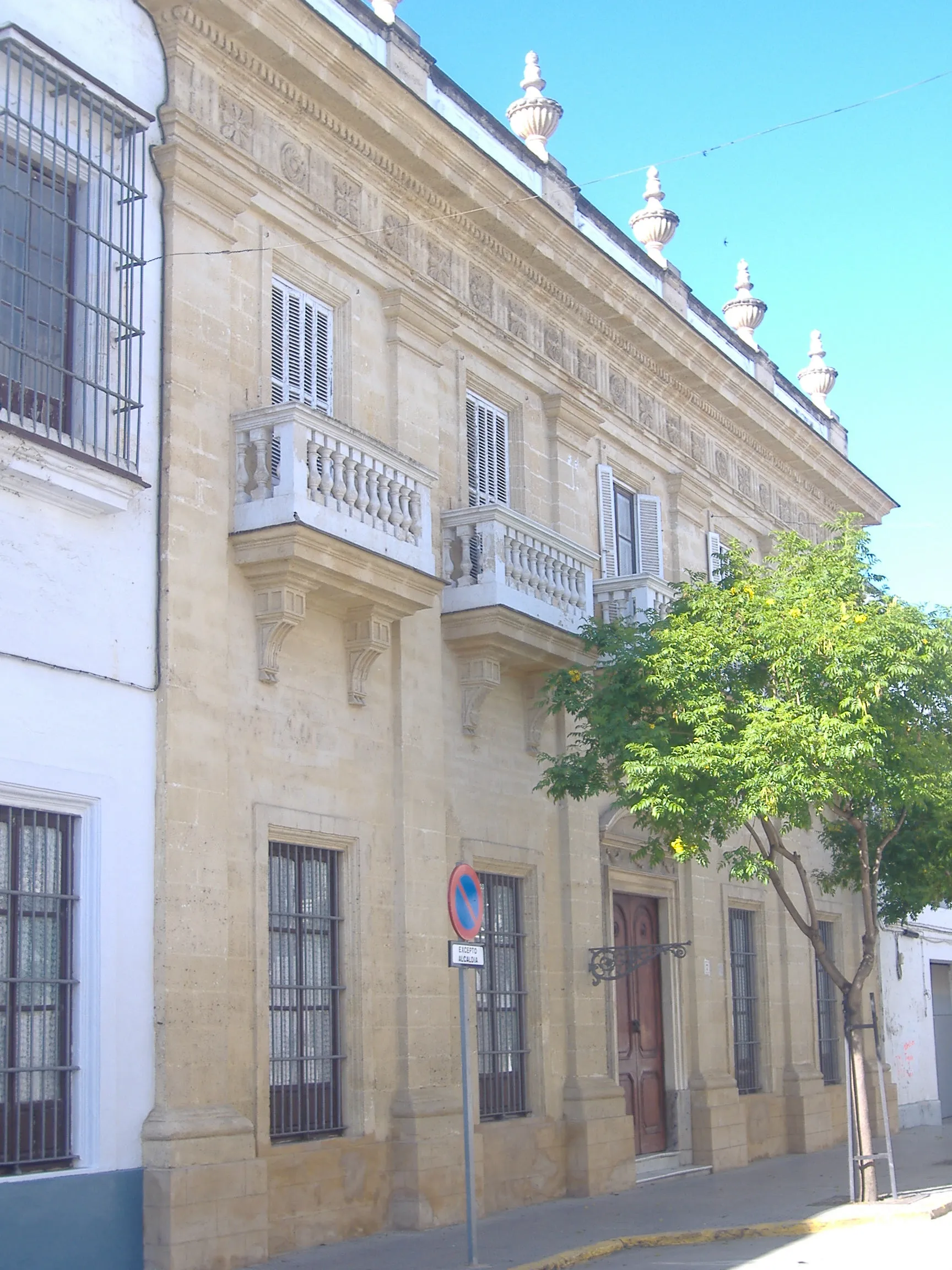 Photo showing: Chiclana. Fachada Casa Conde de Cinco Torres