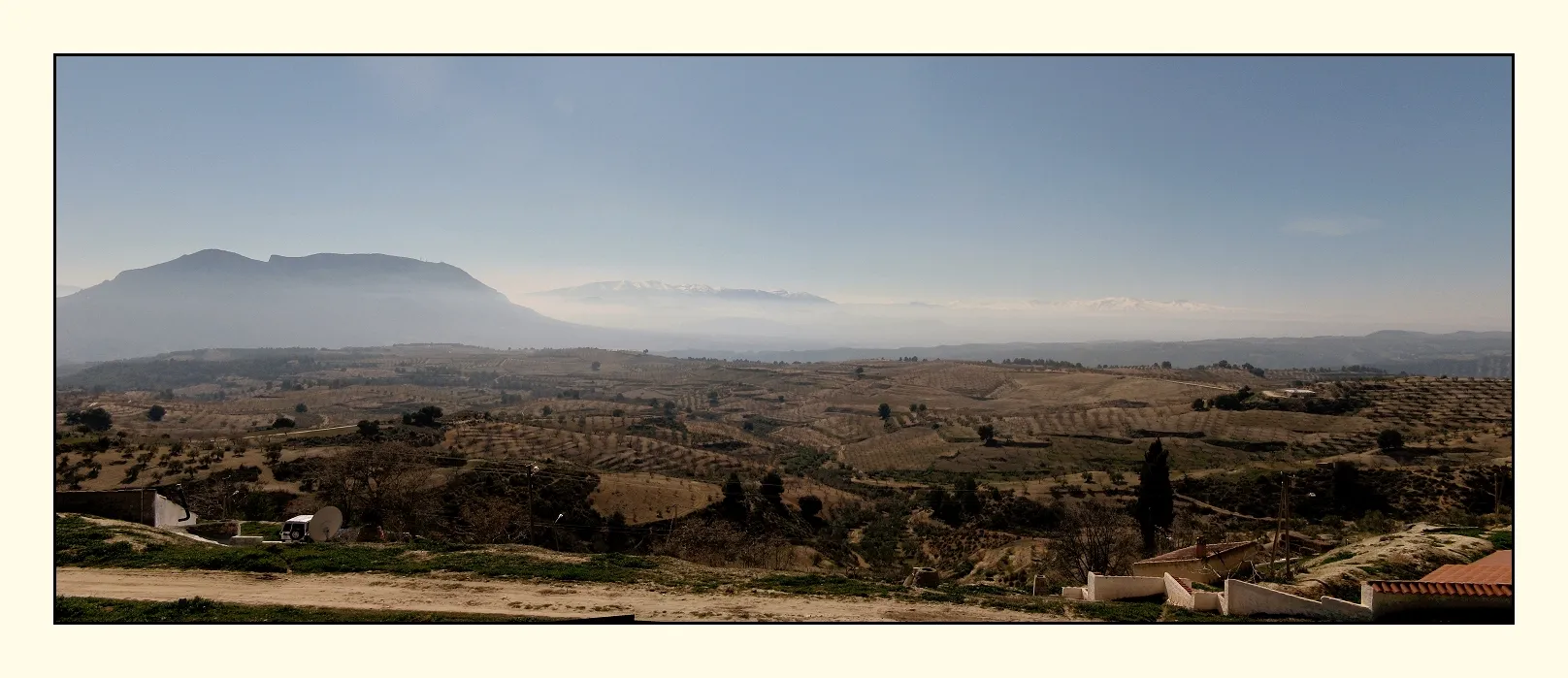Photo showing: Panorama de Carramaiza y Jabalcon