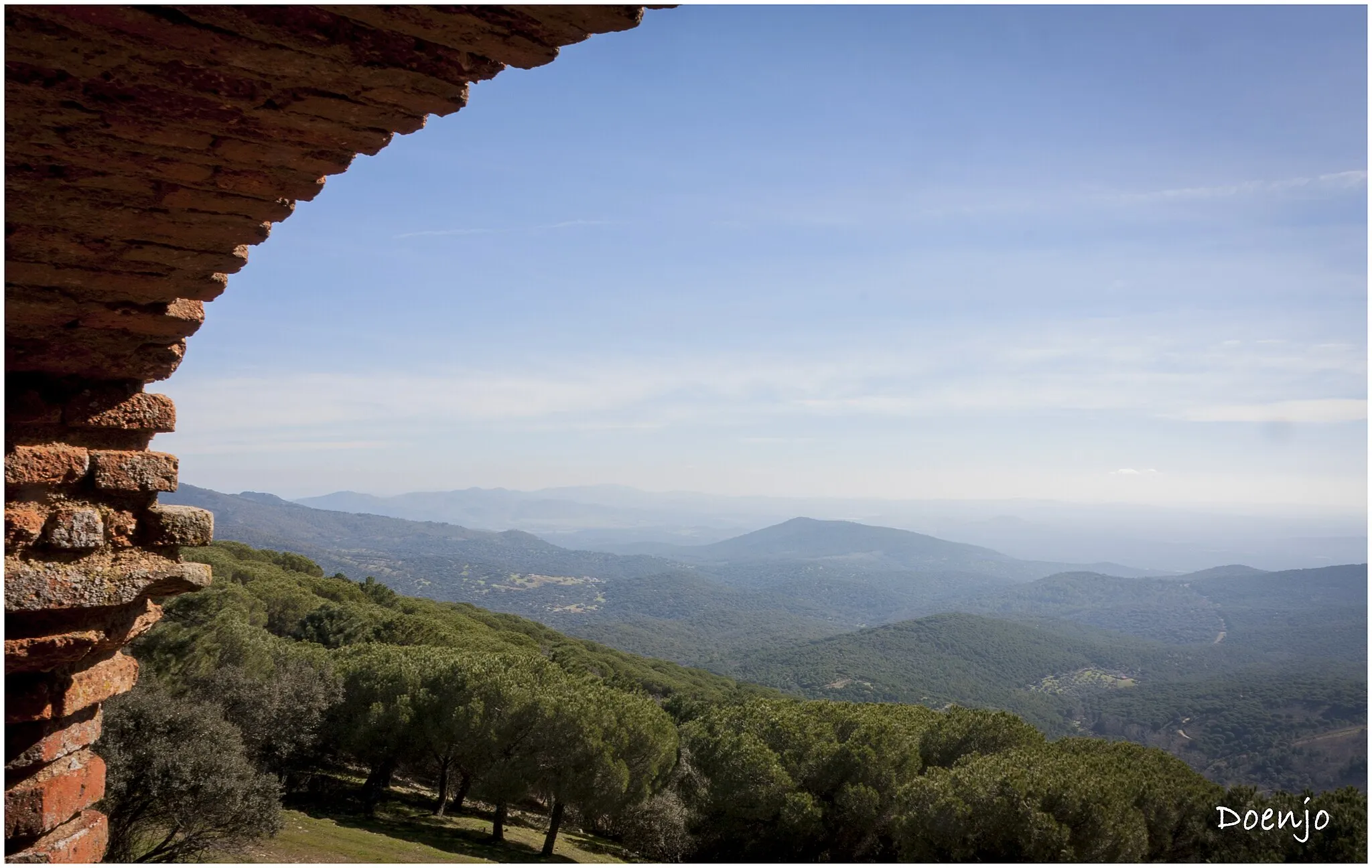 Photo showing: Vistas desde el Monasterío de Tentudía