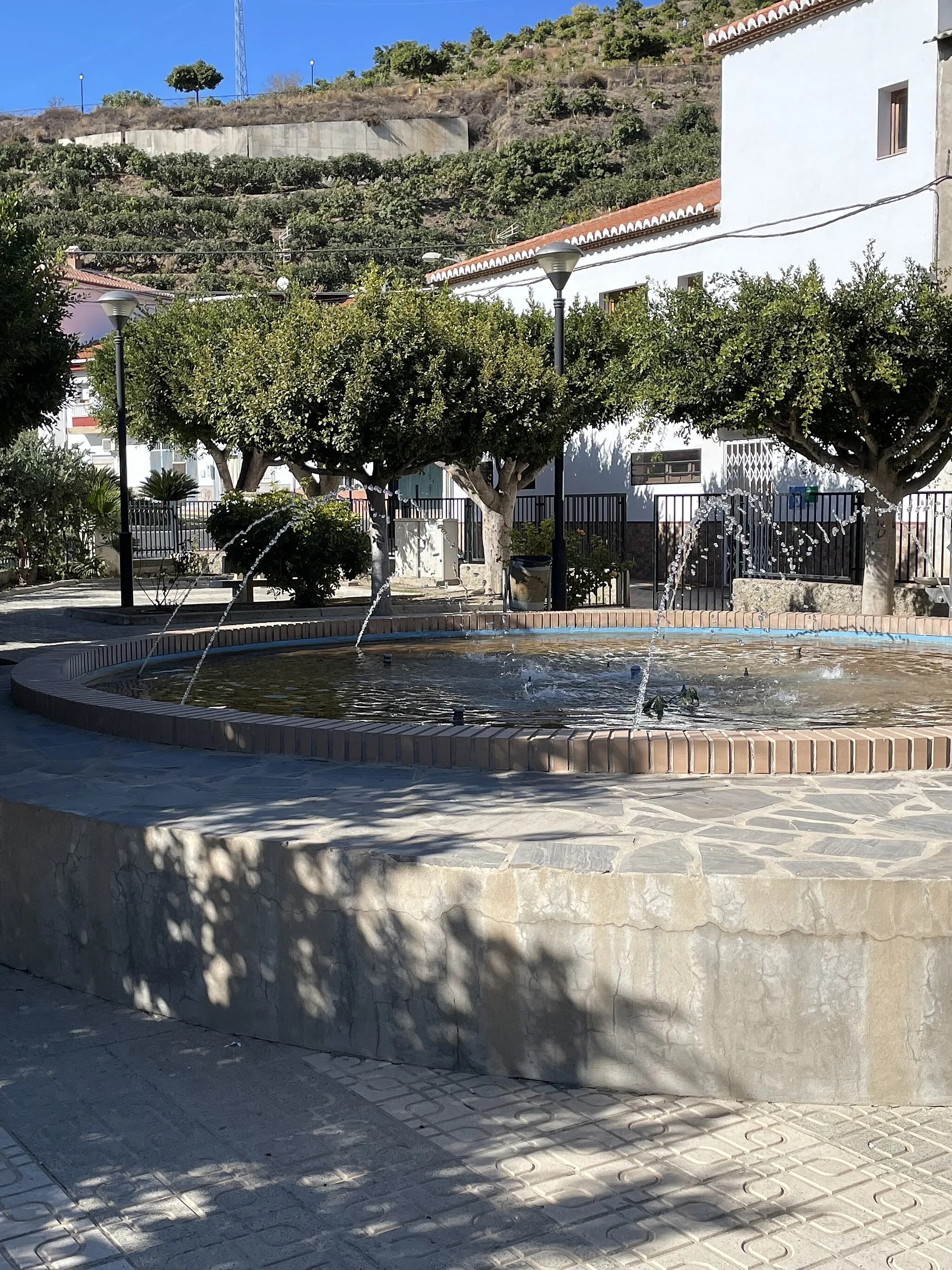 Photo showing: Itrabo fontene