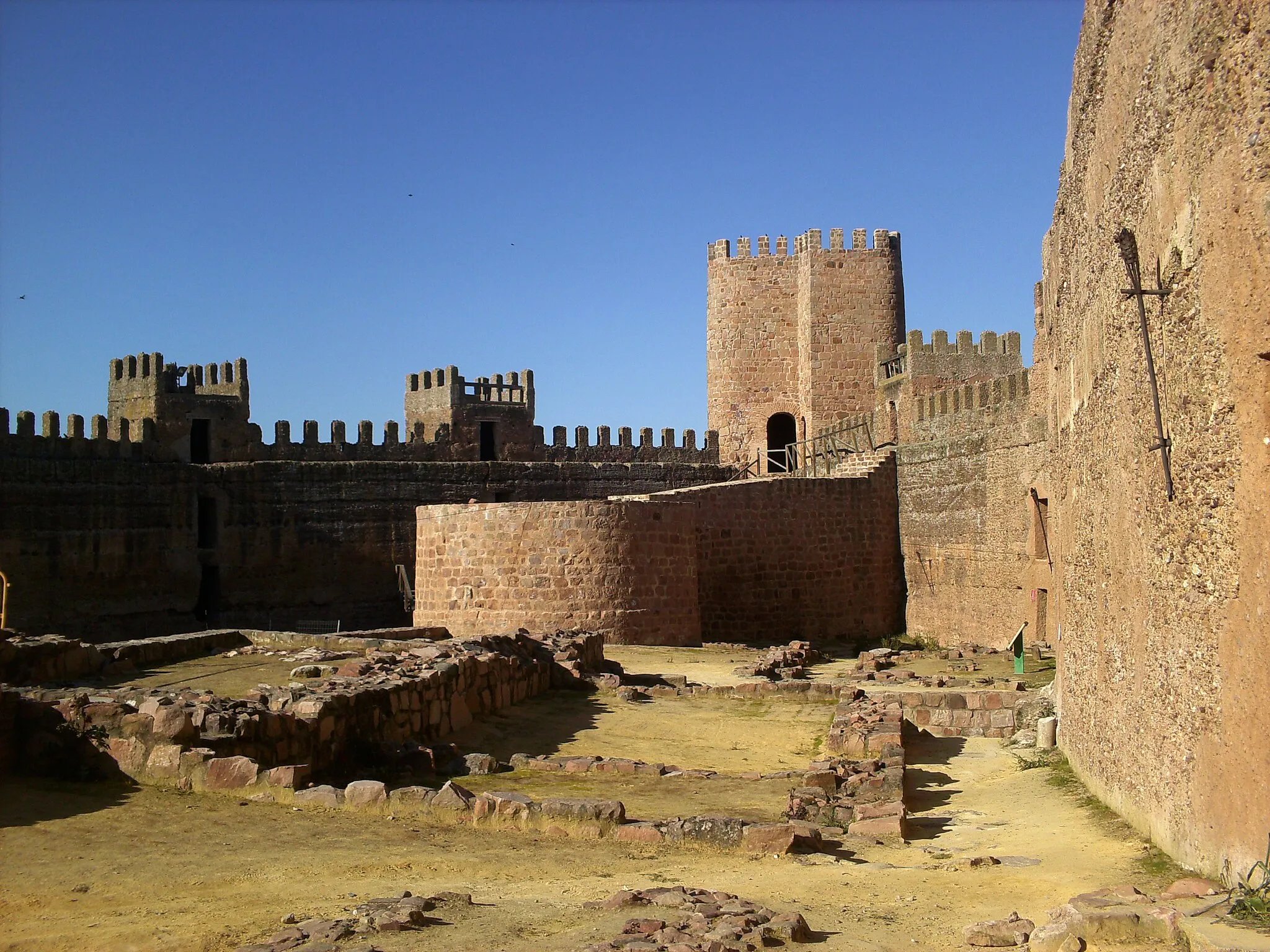 Photo showing: Castillo de Burgalimar.