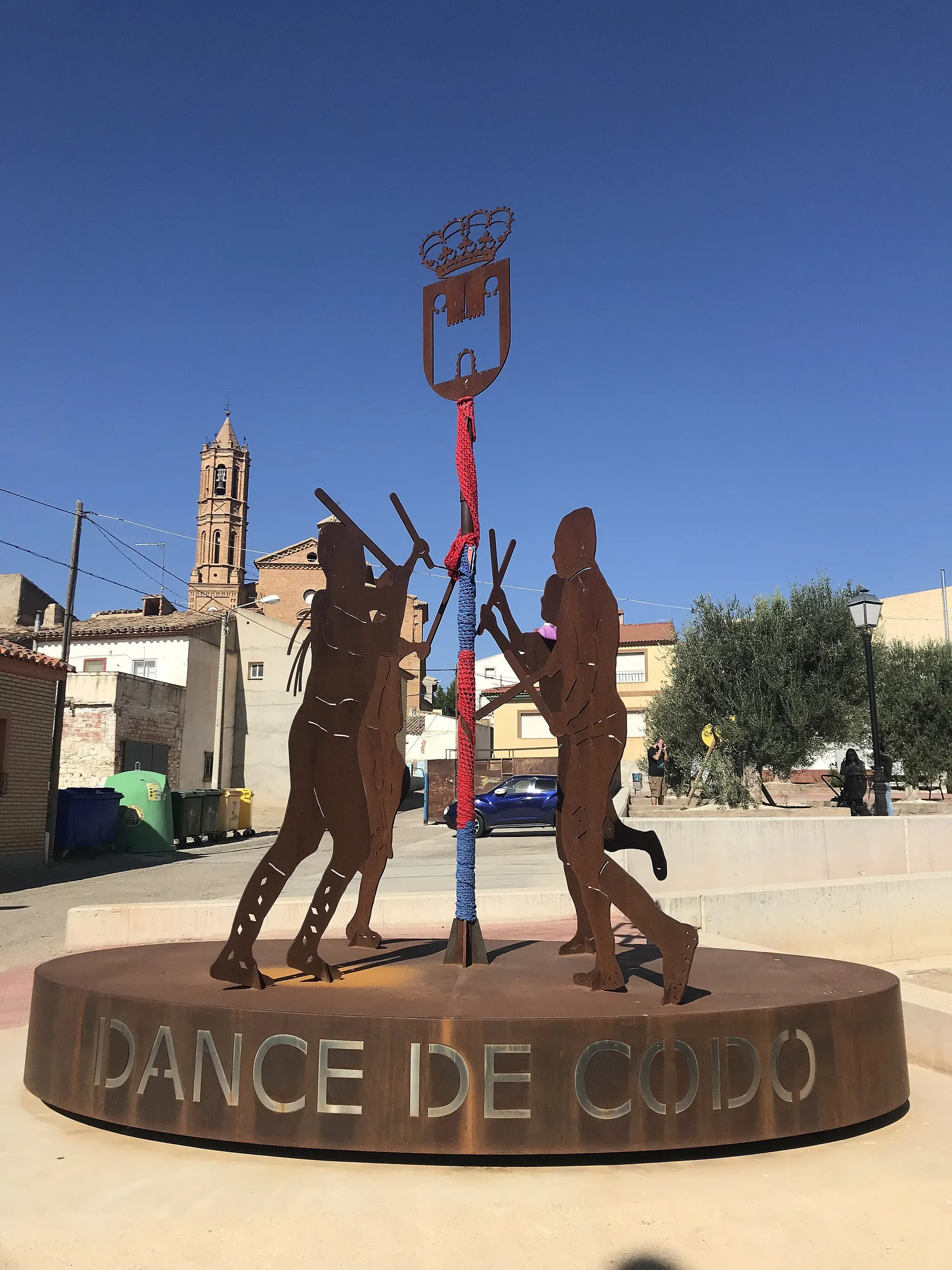 Photo showing: Monumento al Dance de Codo erigido en la calle San Blas del municipio de Codo (Zaragoza, Aragón, España).