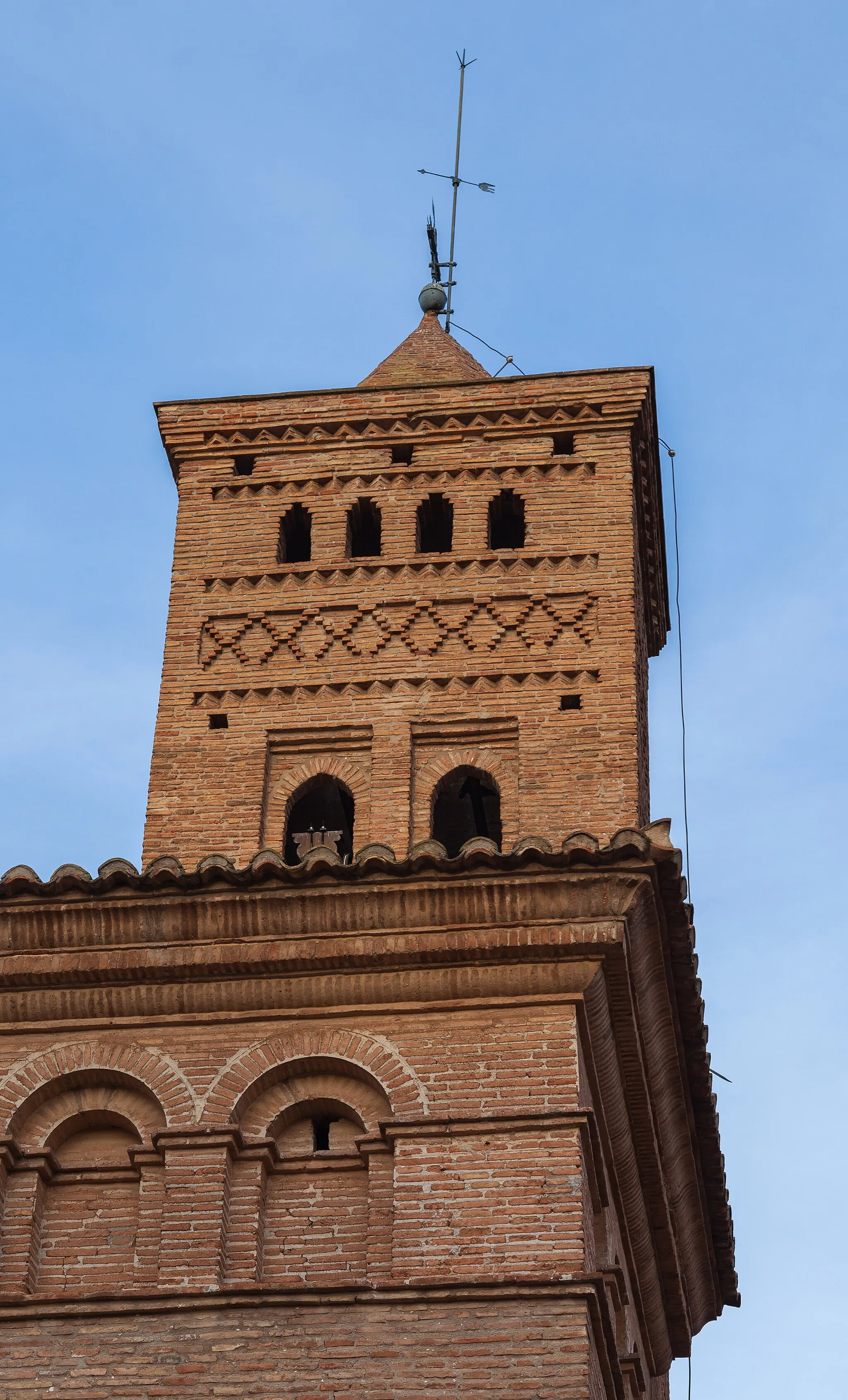Photo showing: St Martin of Tours church, Morata de Jiloca, Zaragoza, Spain