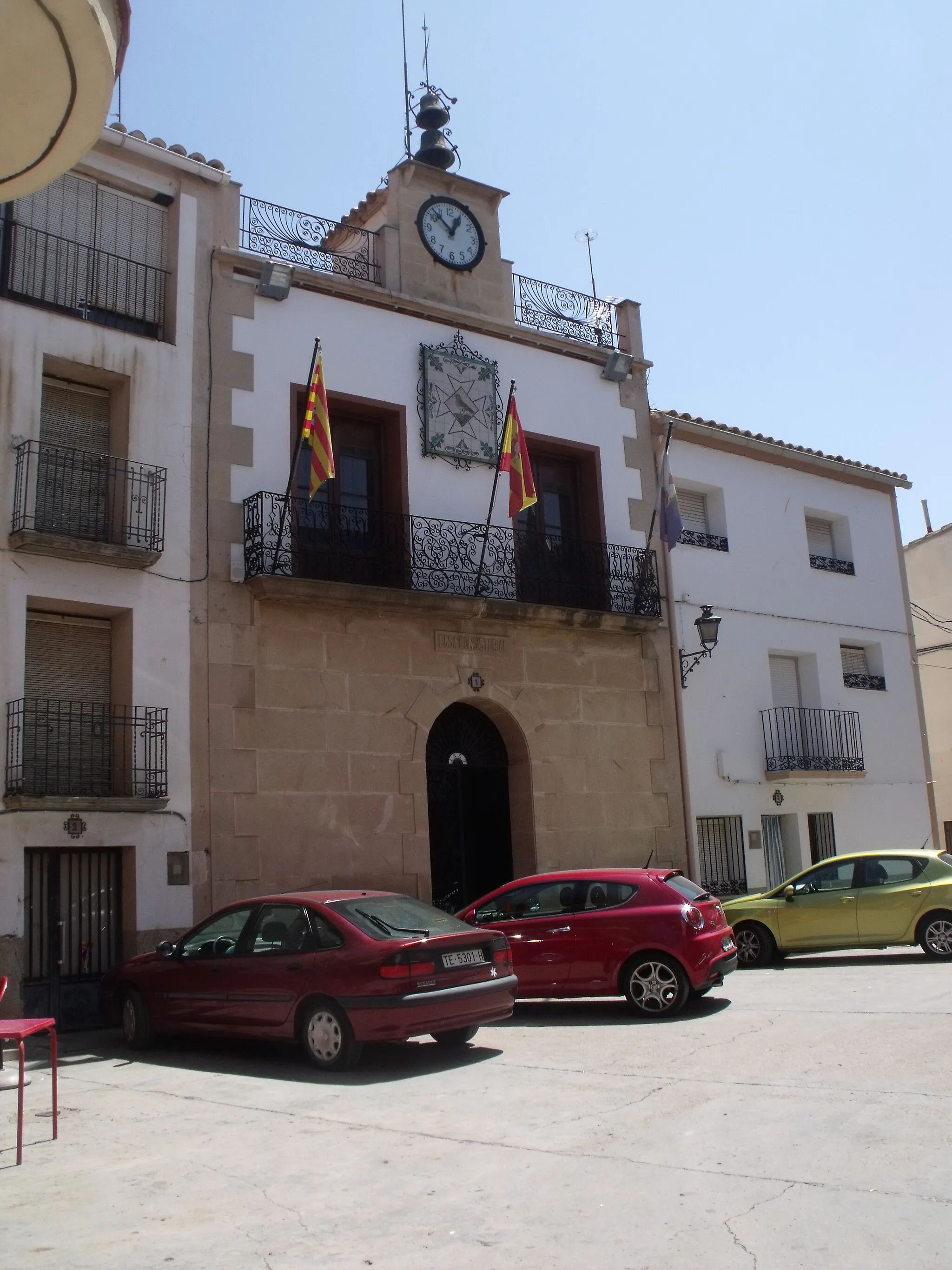 Photo showing: Ayuntamiento de Samper de Calanda.