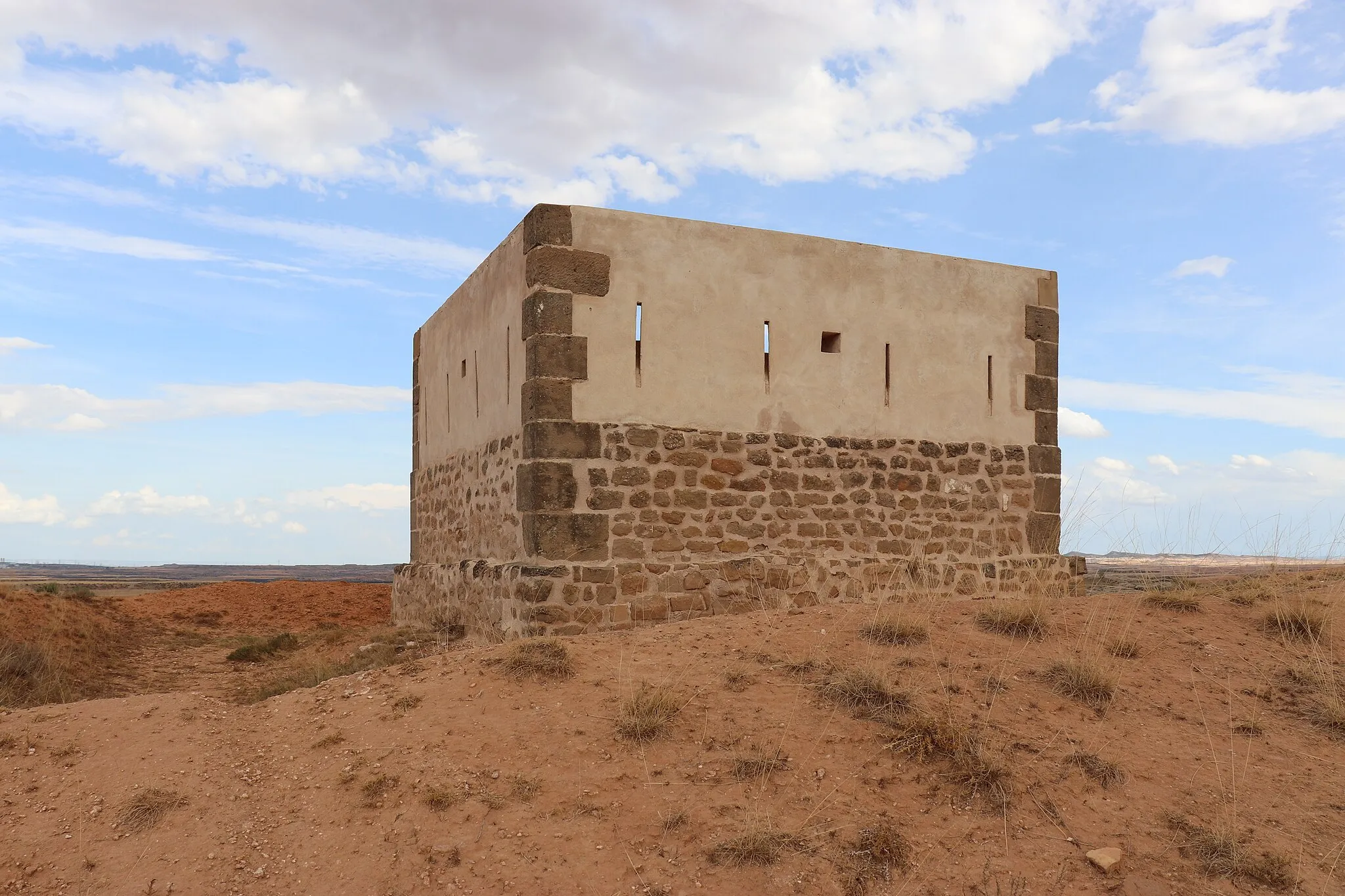 Photo showing: Torre-Fortín de Samper de Calanda fachada Sur