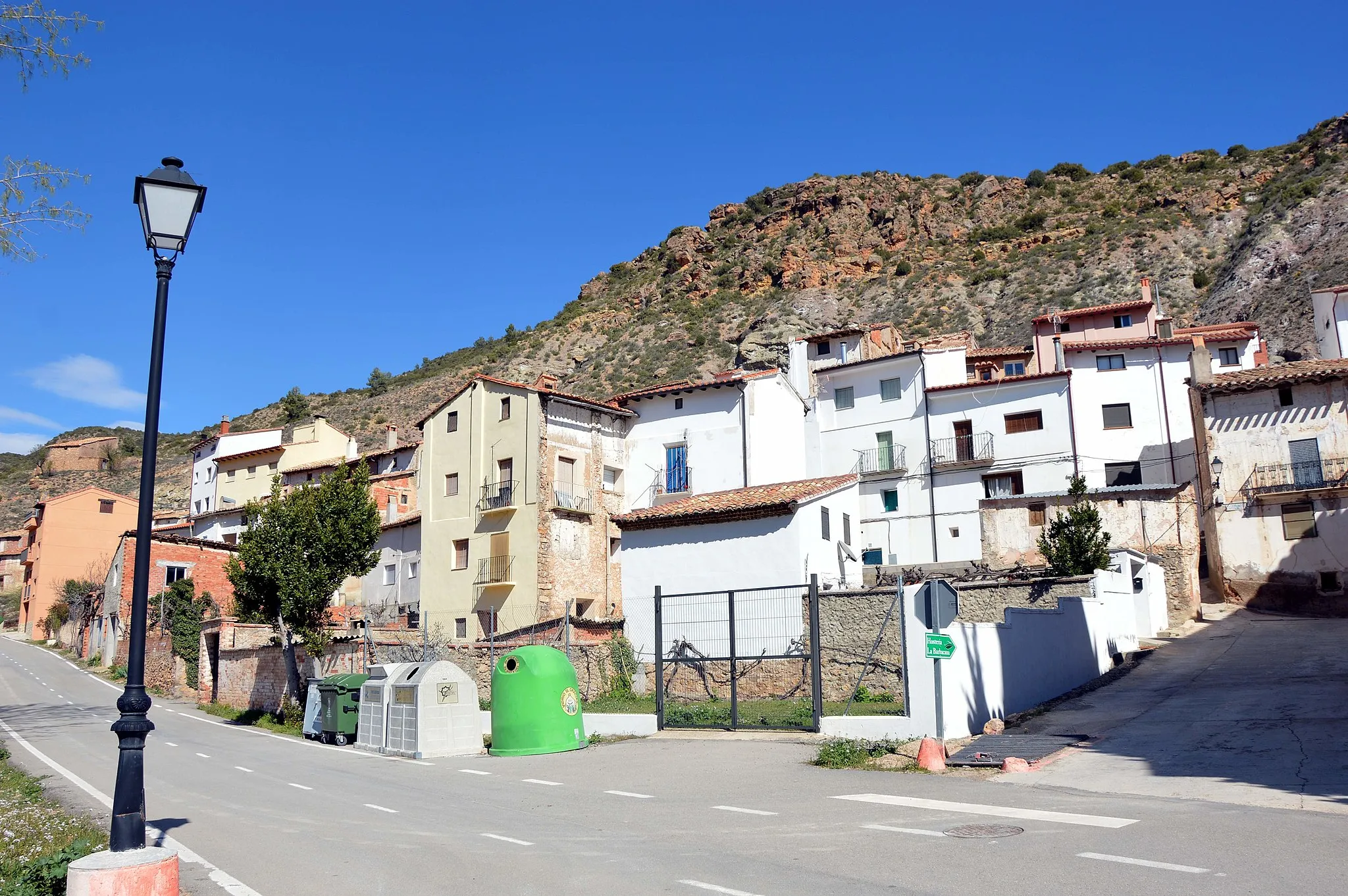 Photo showing: Vista parcial (noroccidental) del caserío de Tramacastiel (Teruel), 2017.