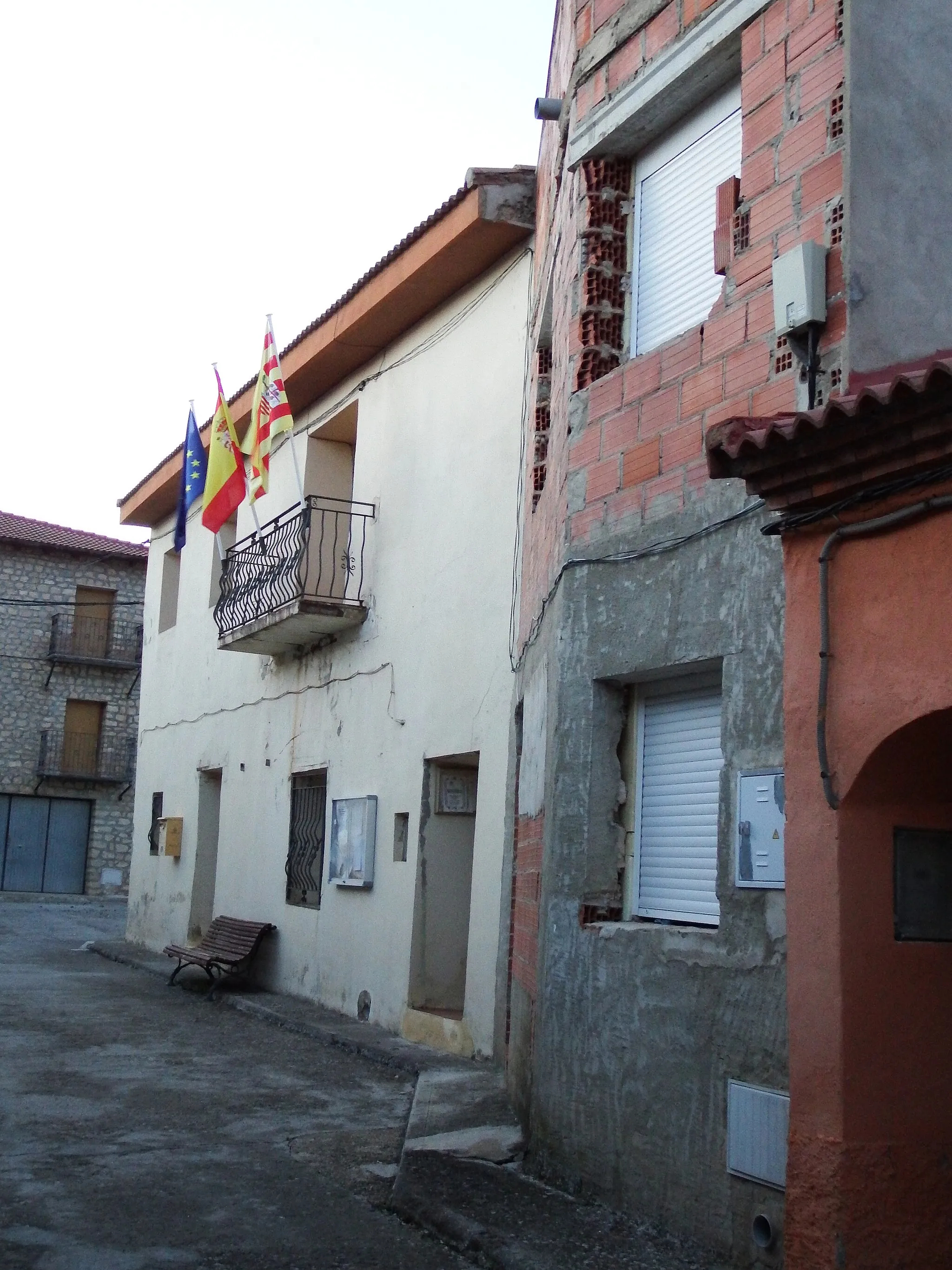 Photo showing: Valdecuenca, Ayuntamiento