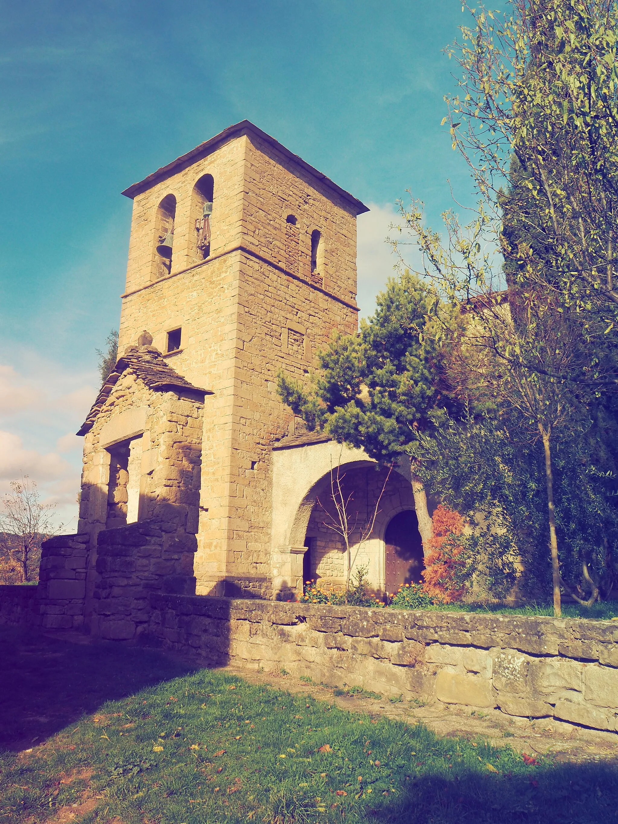 Photo showing: Bernués. Parroquia de San Miguel. Jaca. Huesca. España