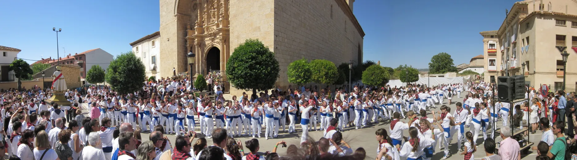 Photo showing: Baile San Roque