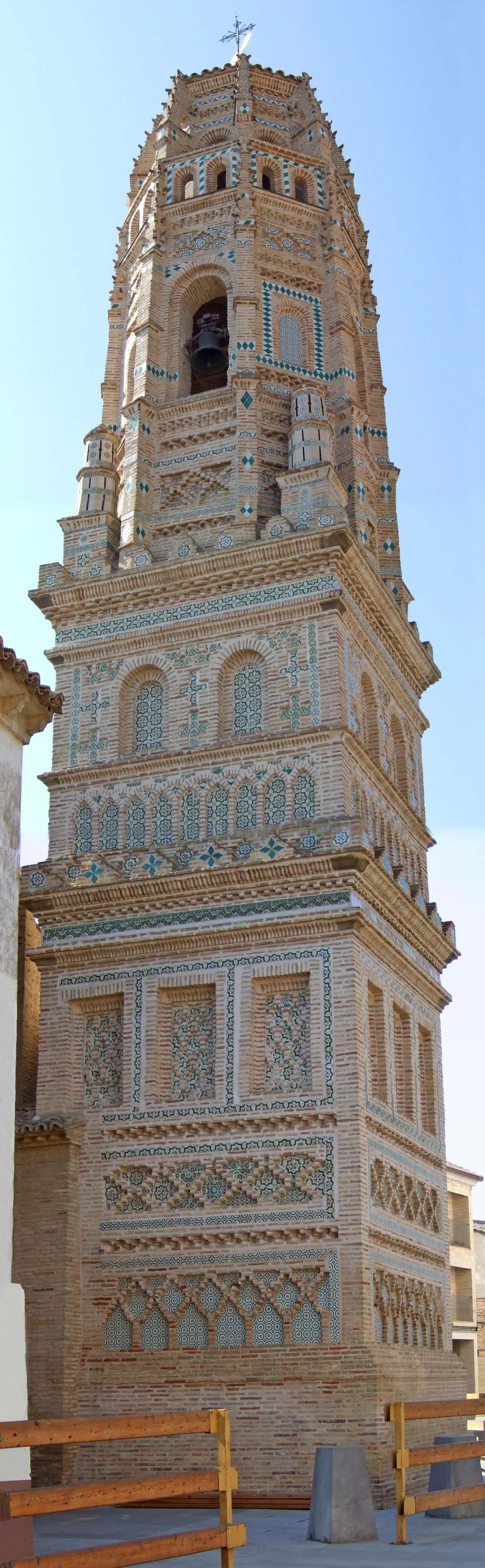 Photo showing: Torre de la iglesia de Utebo (Zaragoza).