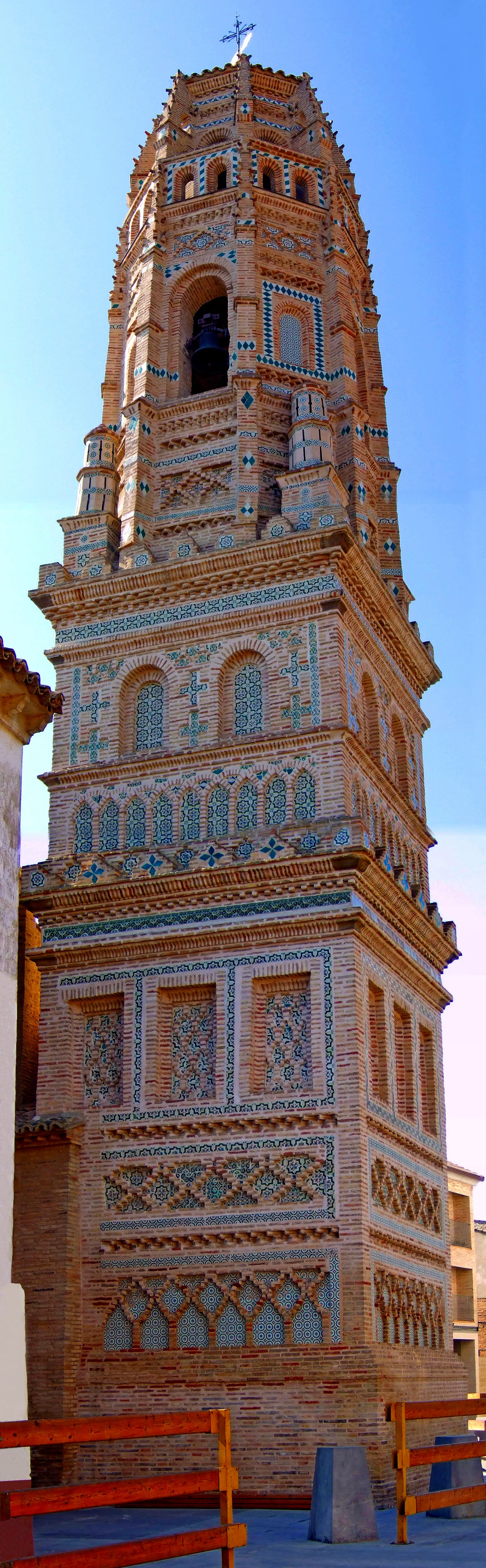 Photo showing: Torre de la iglesia de Utebo (Zaragoza)