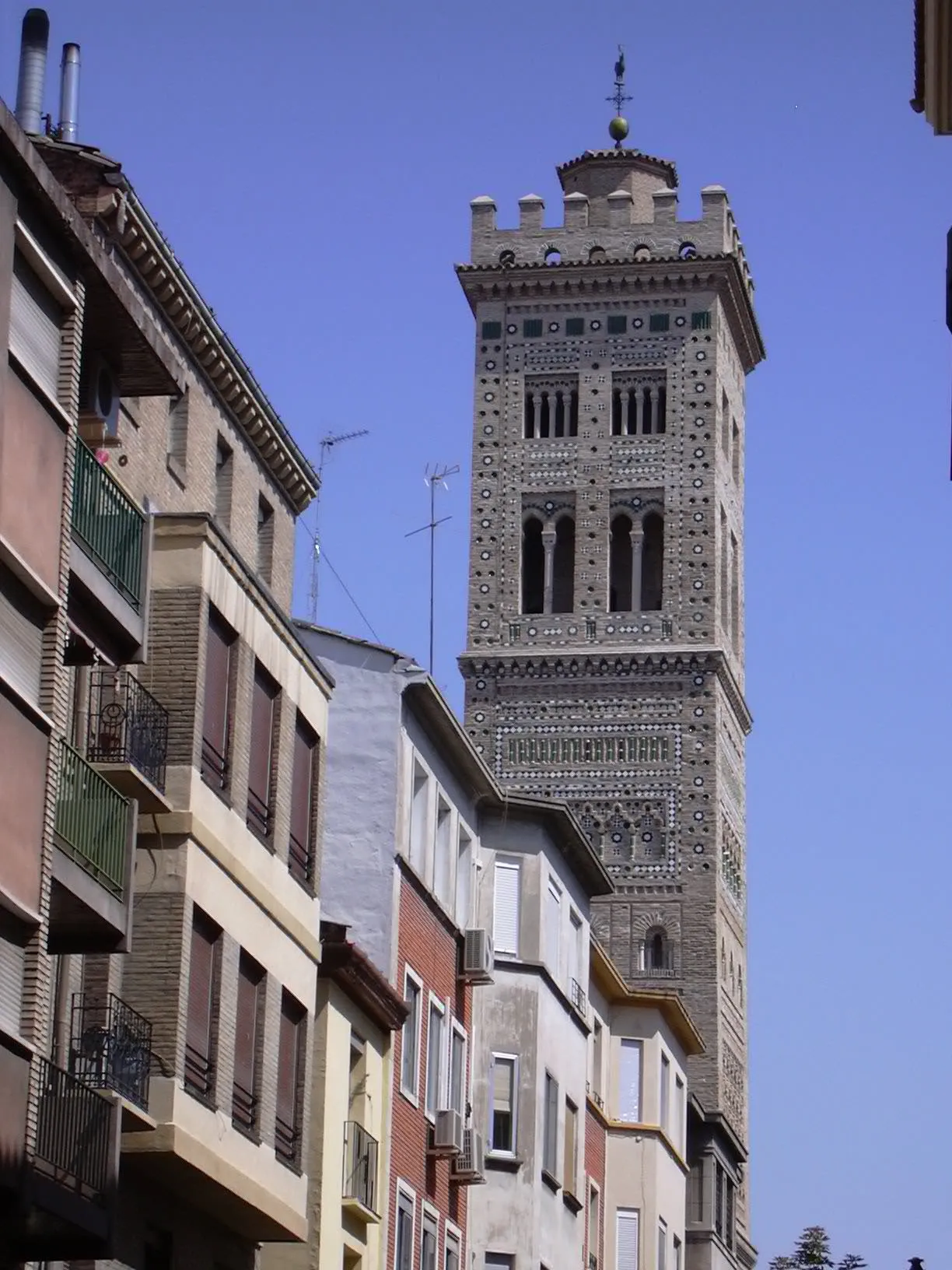 Photo showing: Torre de la Magdalena, en Zaragoza.