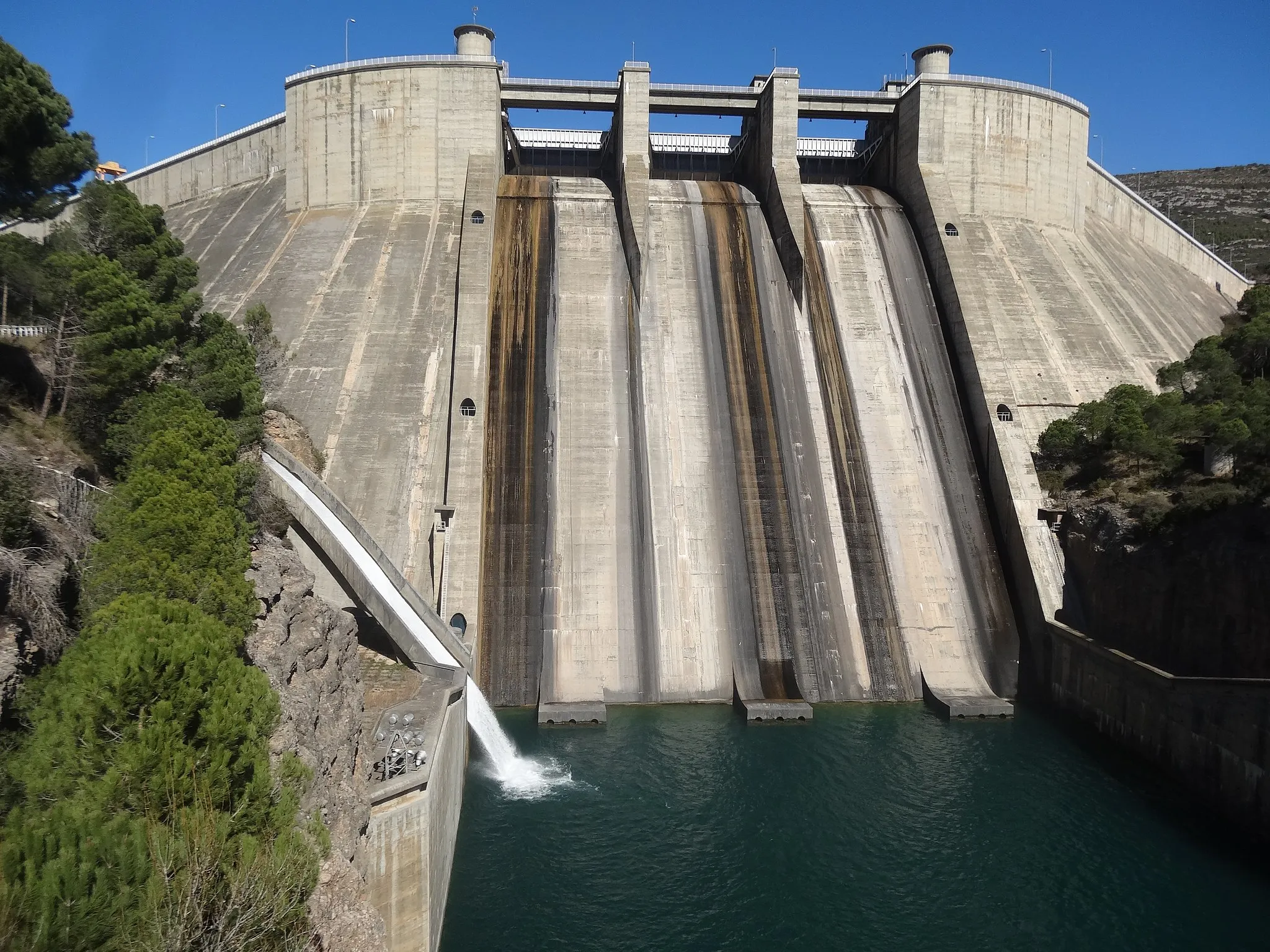 Photo showing: Presa de El Grado