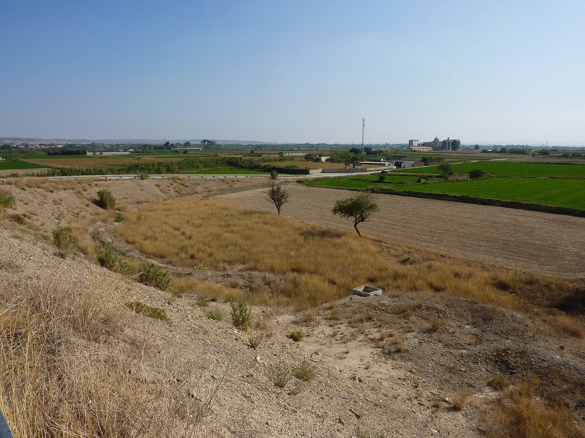 Photo showing: Des champs iirigués à Villanueva de Gallefo (province de Saragosse en Aragon)