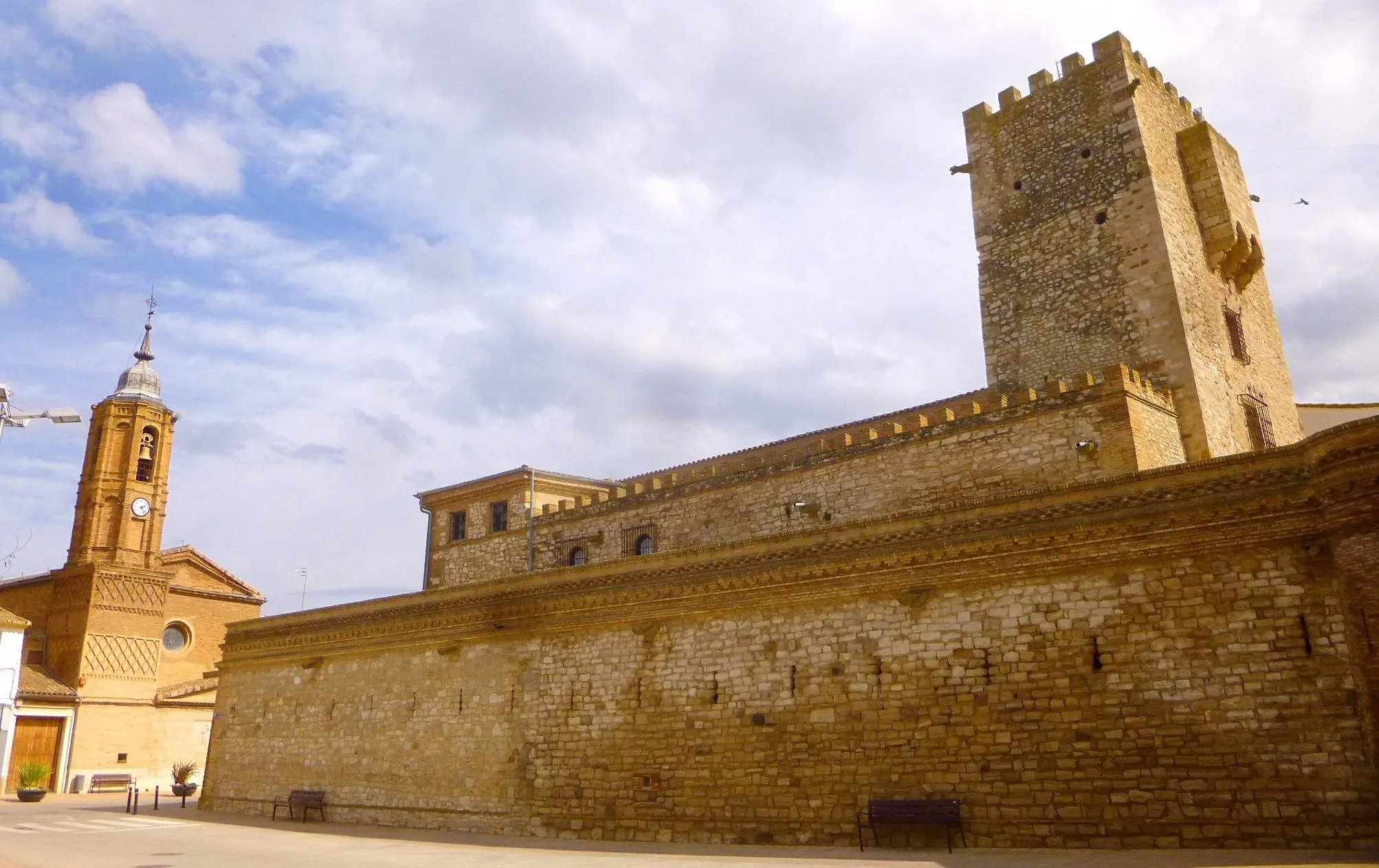 Photo showing: Castillo e Iglesia de San Juan Bautista (Cortes, Navarra)