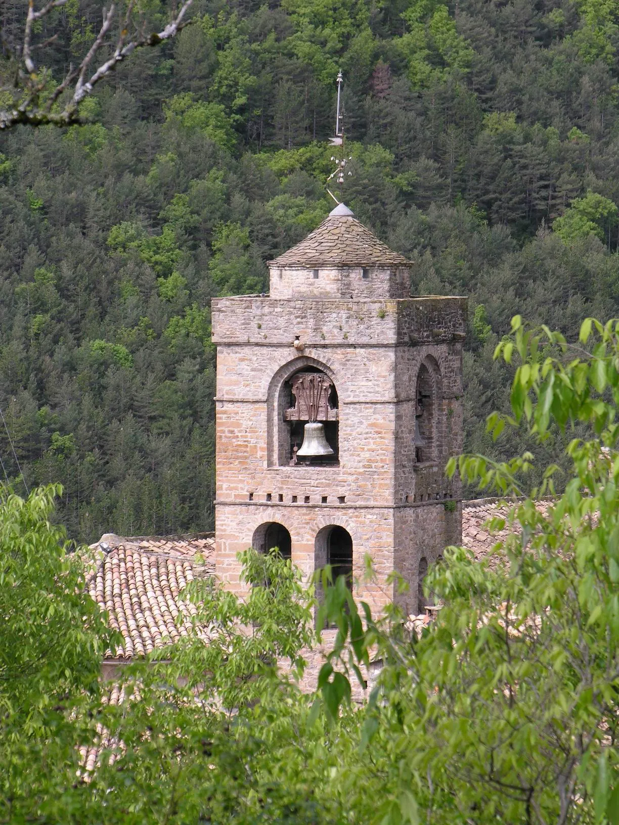 Photo showing: Campanar de Sant Pere Apòstol, Boltanya, Sobrarb