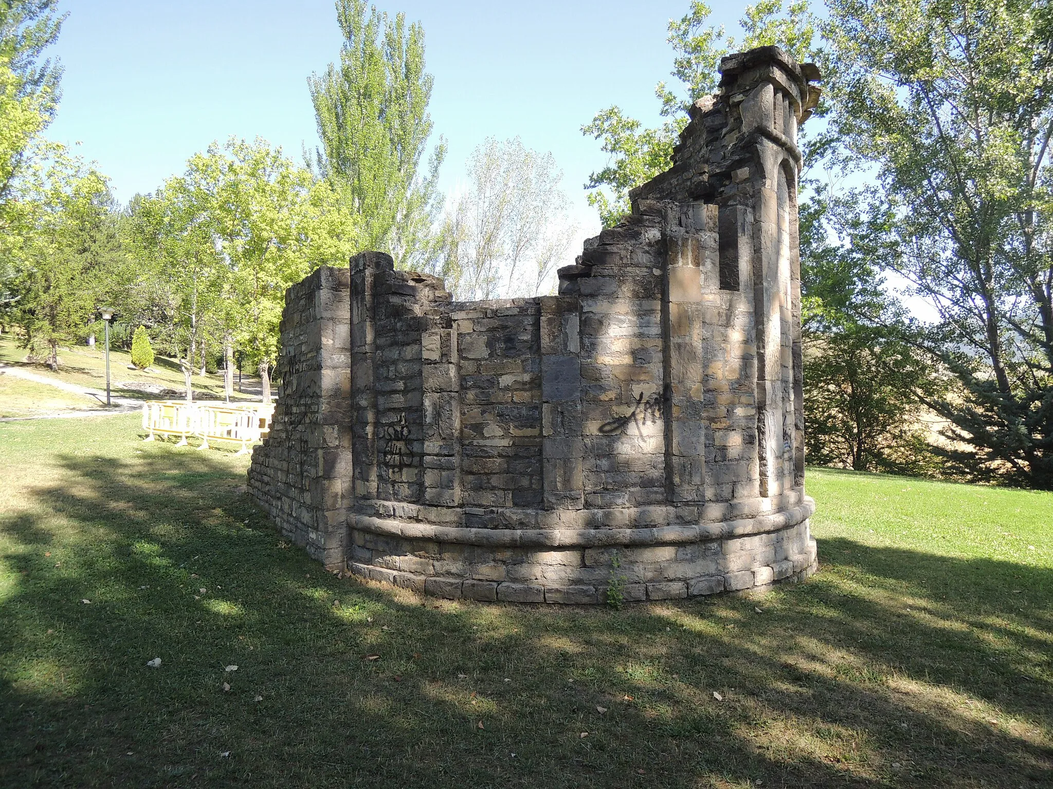 Photo showing: Restos de la Iglesia de Santa María de Gavín