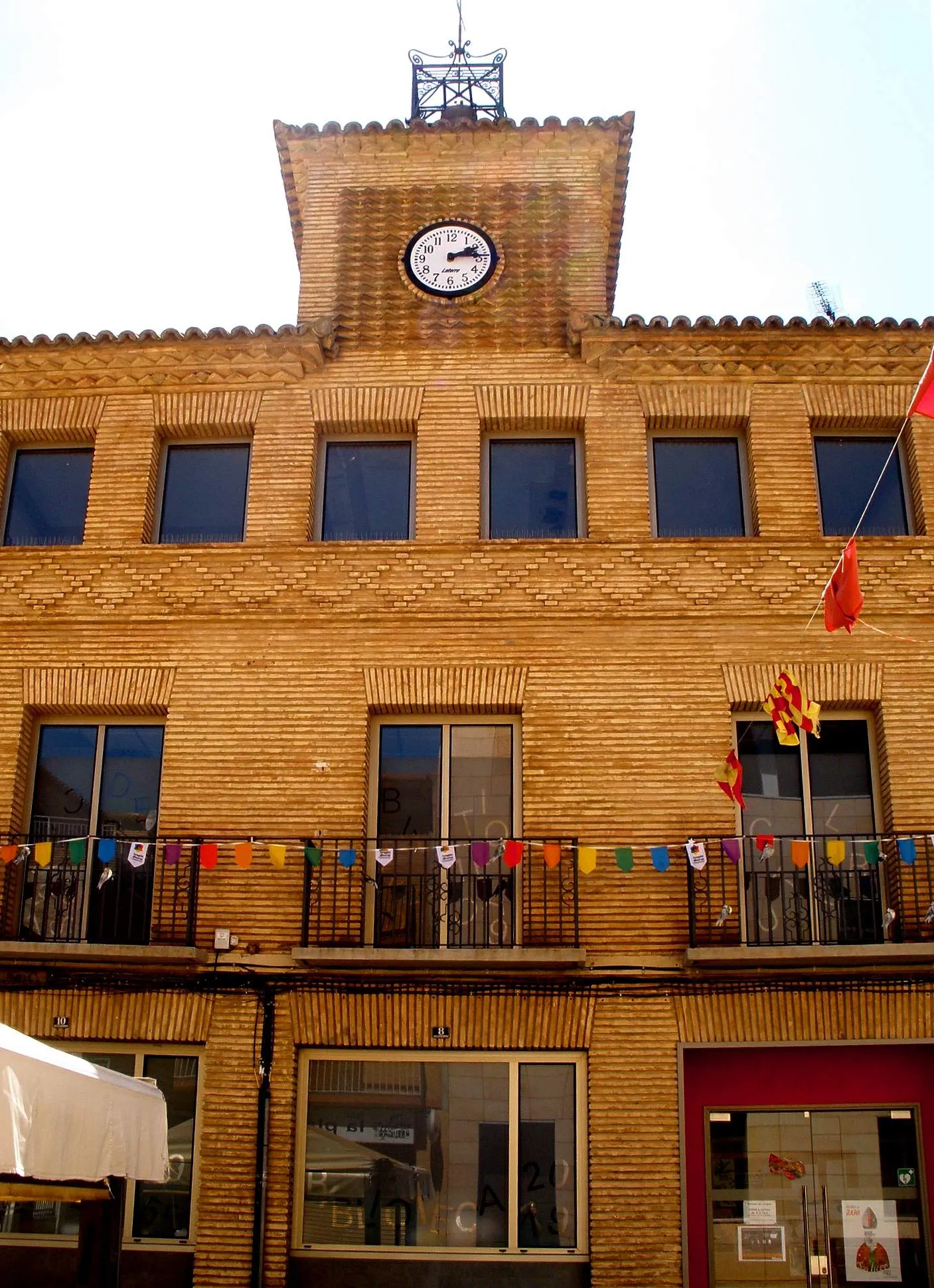 Photo showing: Biblioteca Municipal de Zuera (Zaragoza)