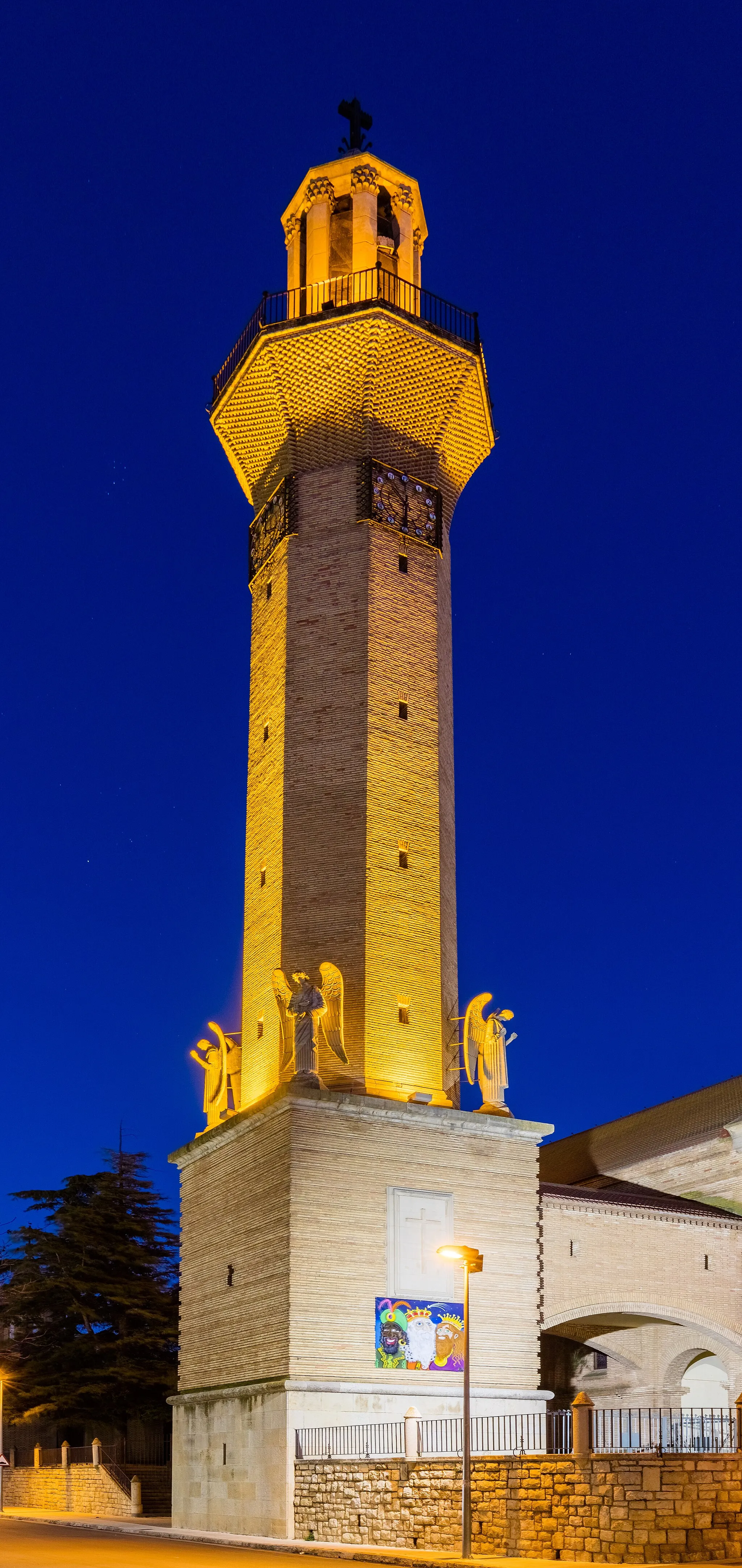 Photo showing: New church of San Martín de Tours, Belchite, Zaragoza, Spain