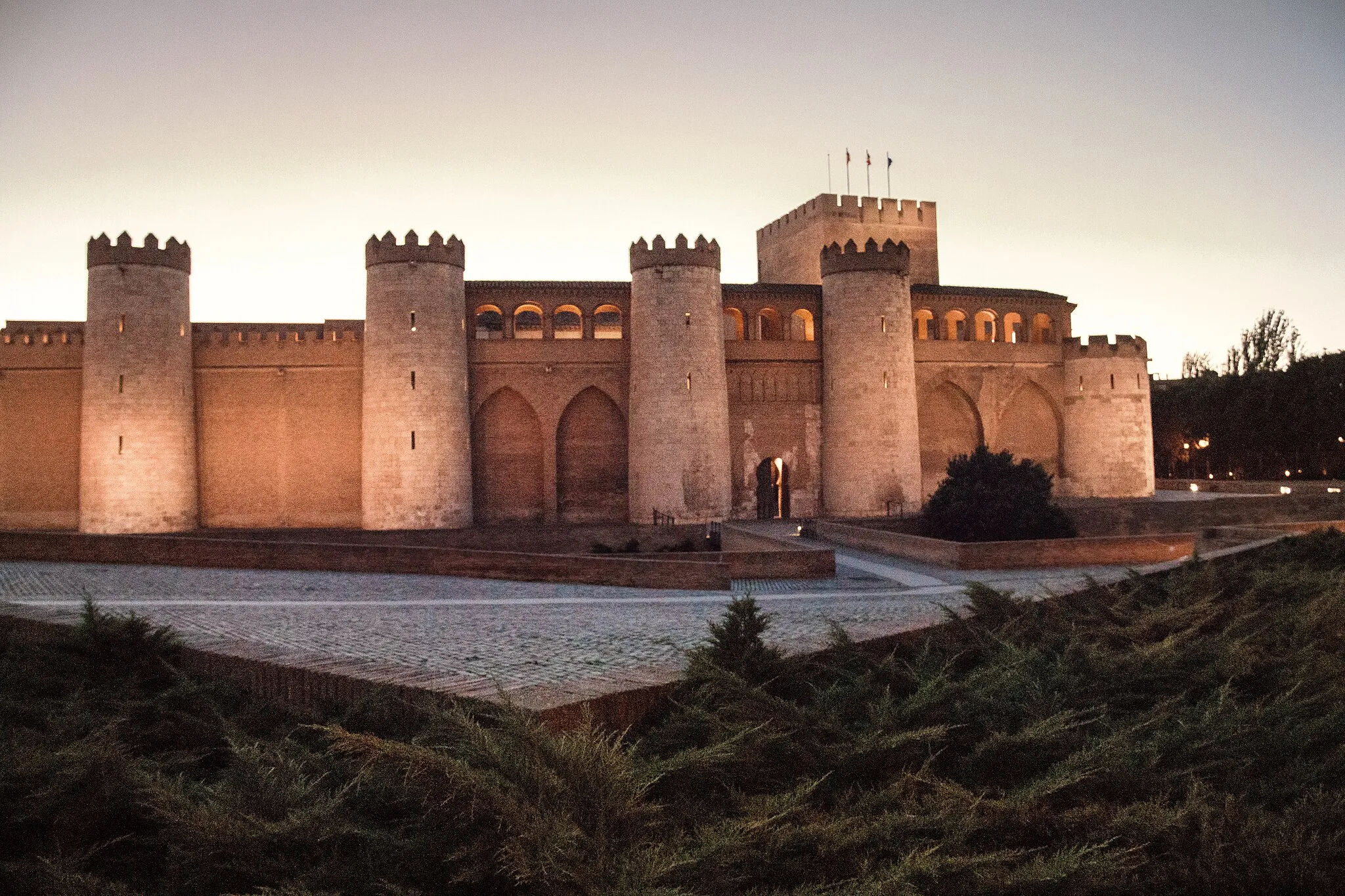 Photo showing: Palacio de la Aljafería, Zaragoza, España.