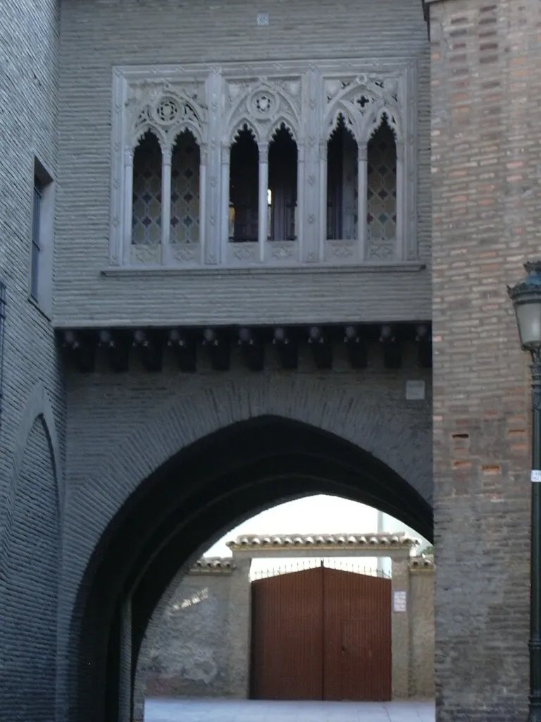 Photo showing: La Seo, Arco del Deán