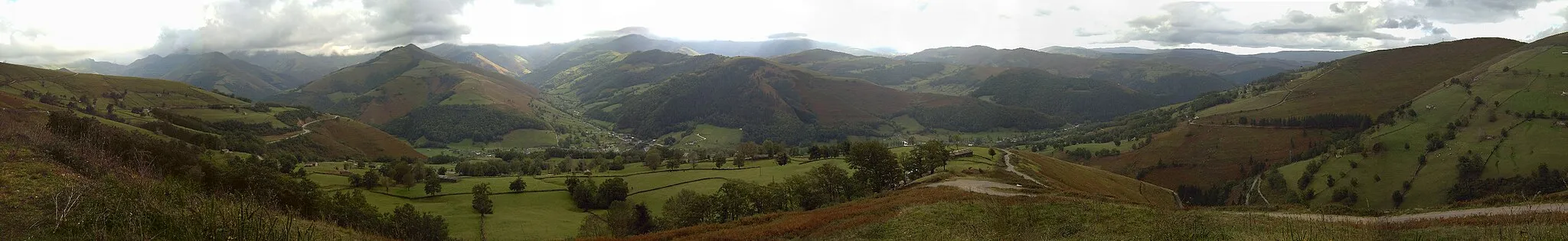 Photo showing: Vega de Pas, Cantabria (Spain)

Vega de Pas, Cantabria (España)
Vega de Pas, Cantabrie (Espagne)
Autor:xuankar