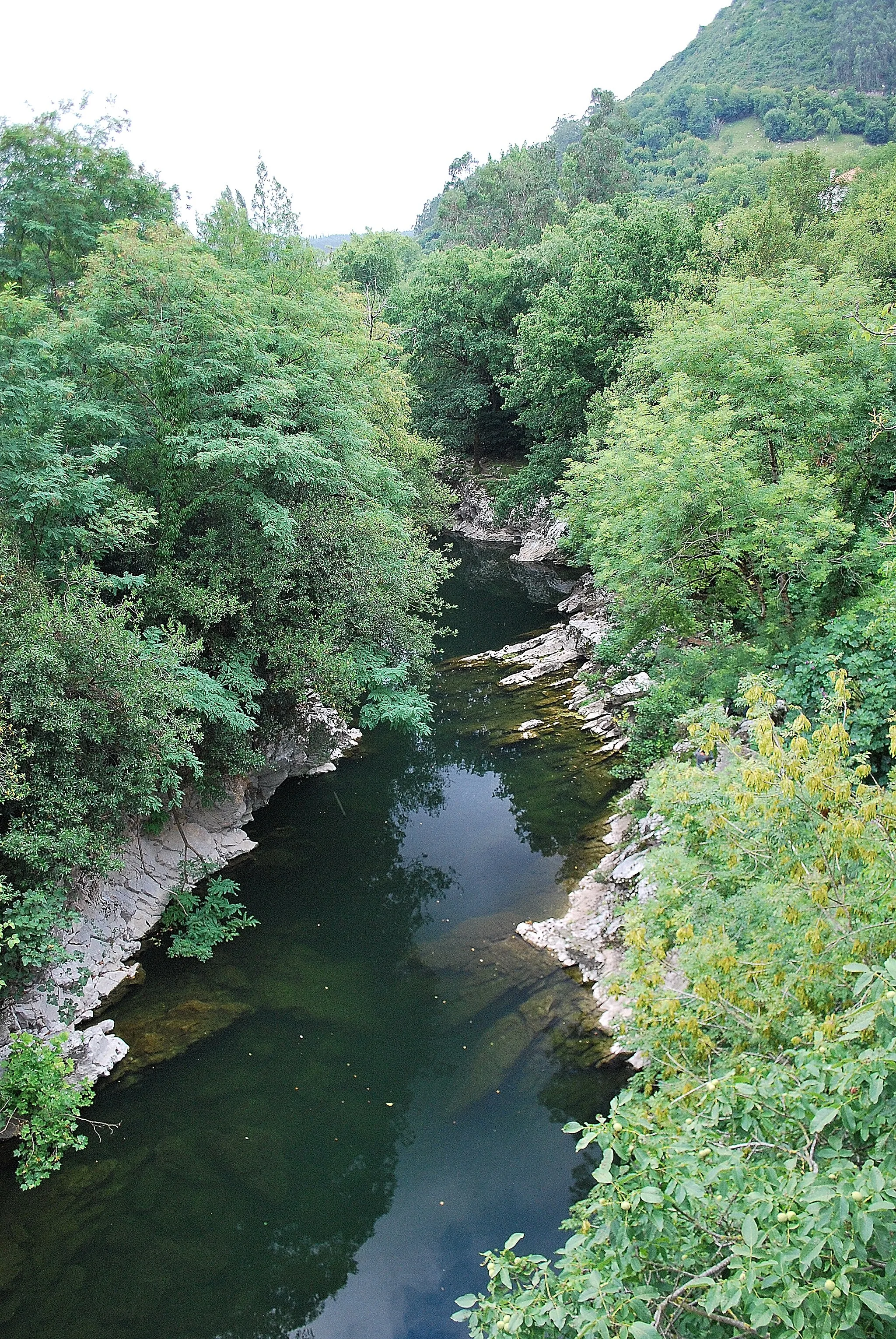 Photo showing: Puente Viesgo, Cantabria, Spain