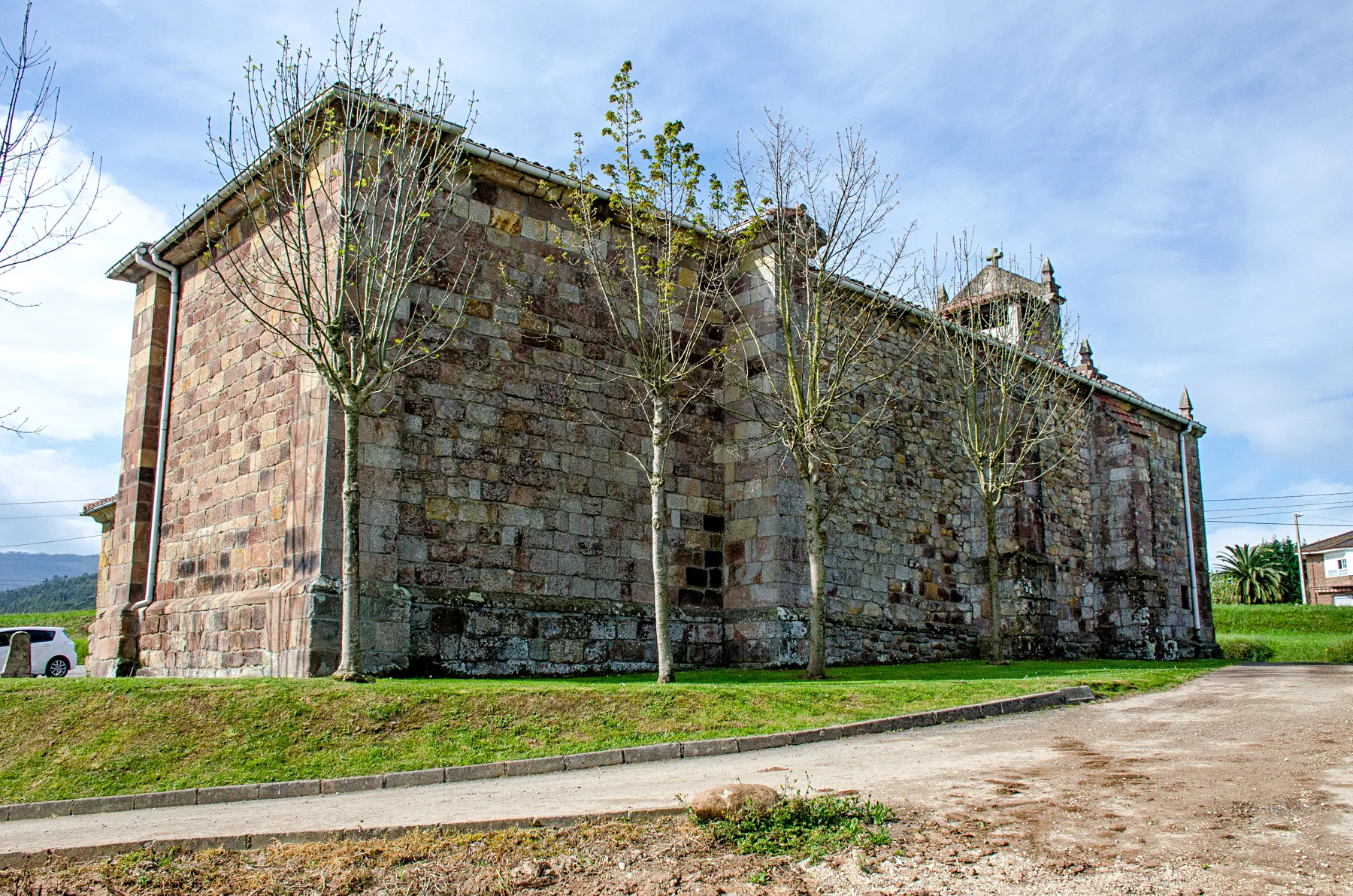 Photo showing: Iglesia de San Martín (Zurita - Cantabria - España).