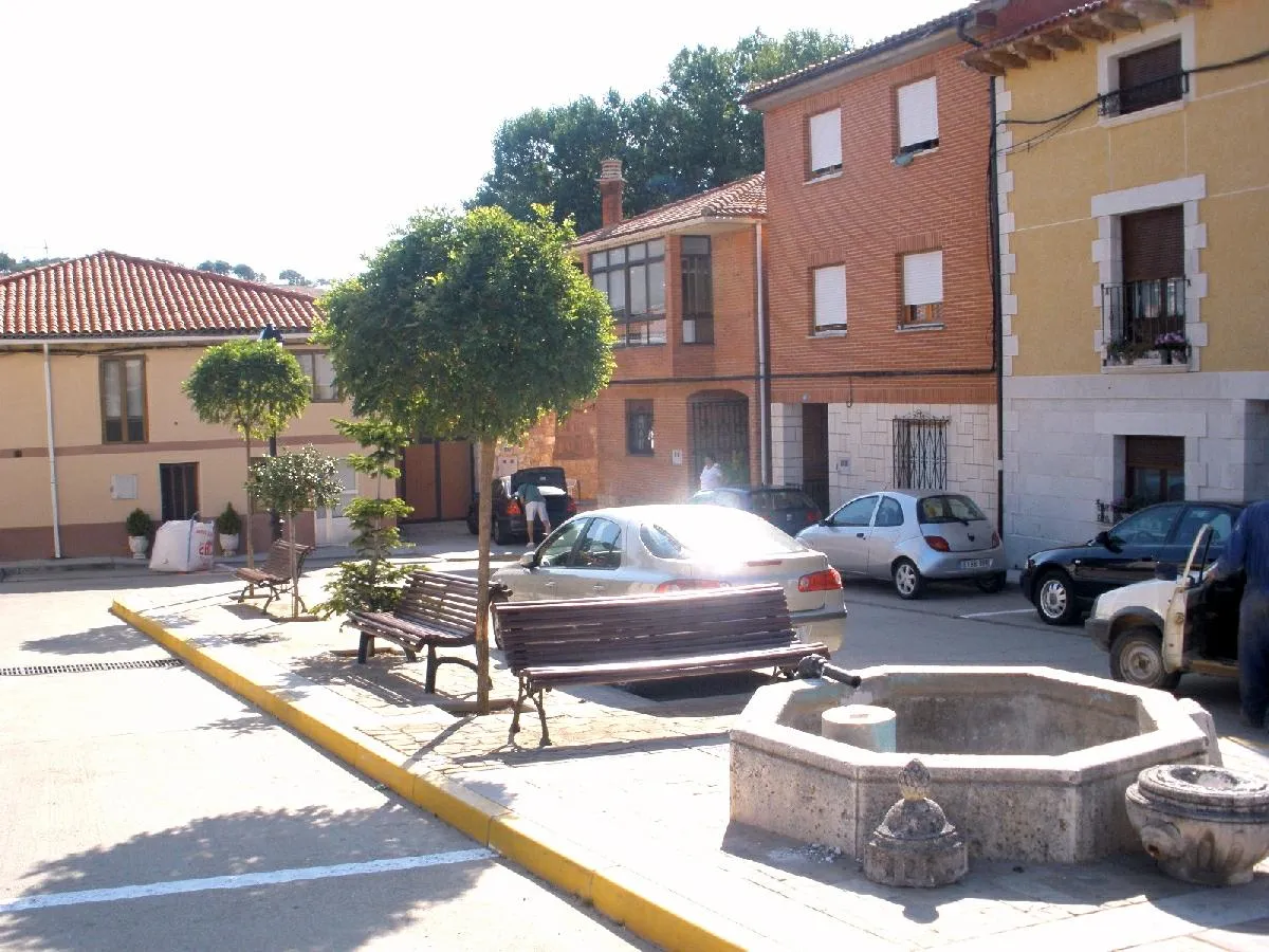 Photo showing: Plaza de Basconcillos del Tozo (Burgos, Castilla y León, España)