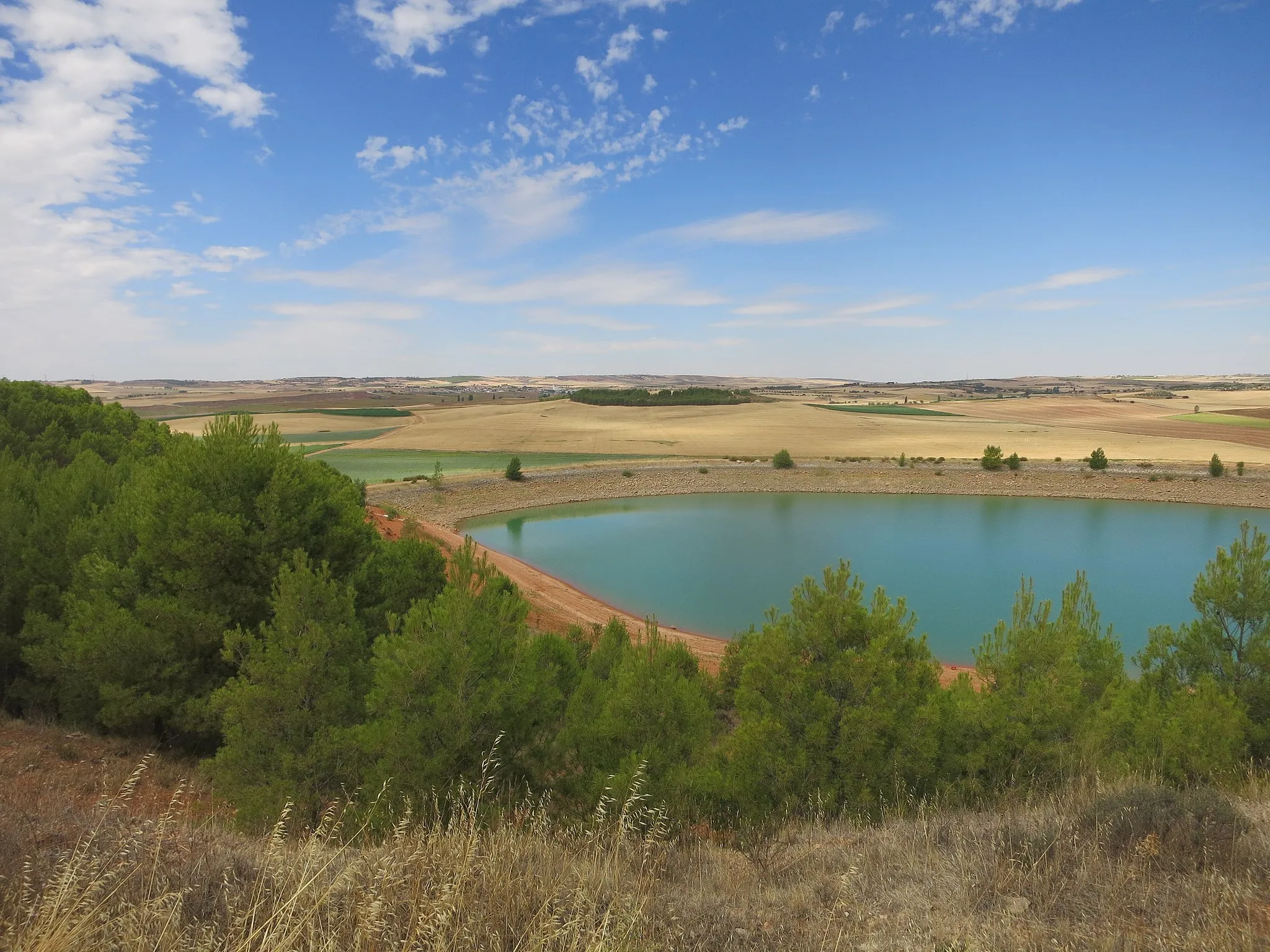 Photo showing: Vista del embalse del Molinillo