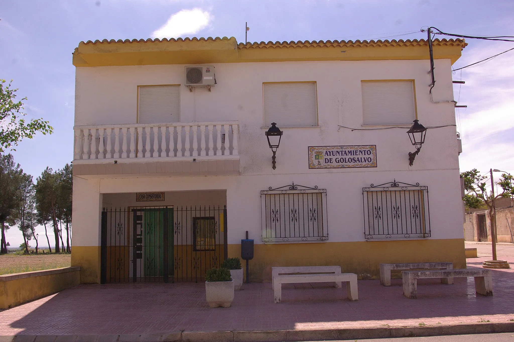 Photo showing: ayuntamiento de golosalvo