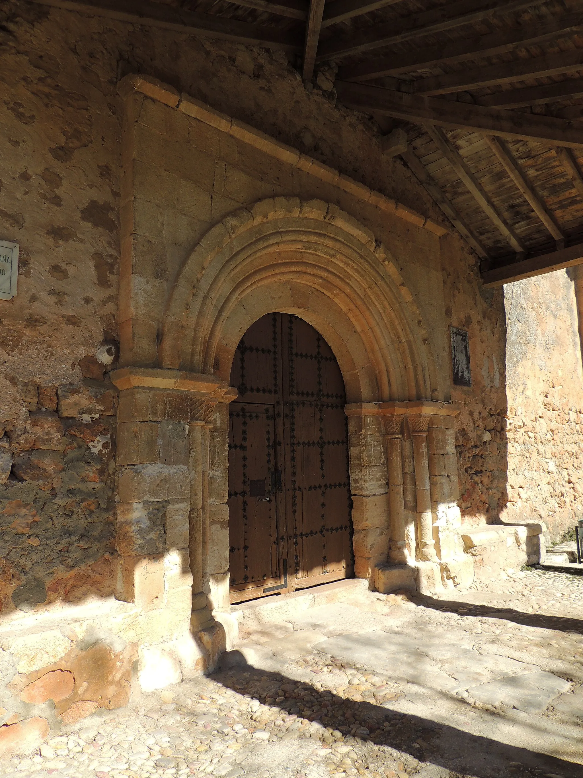 Photo showing: Portada de la iglesia de Nuestra Señora de la Inmaculada en Las Inviernas
