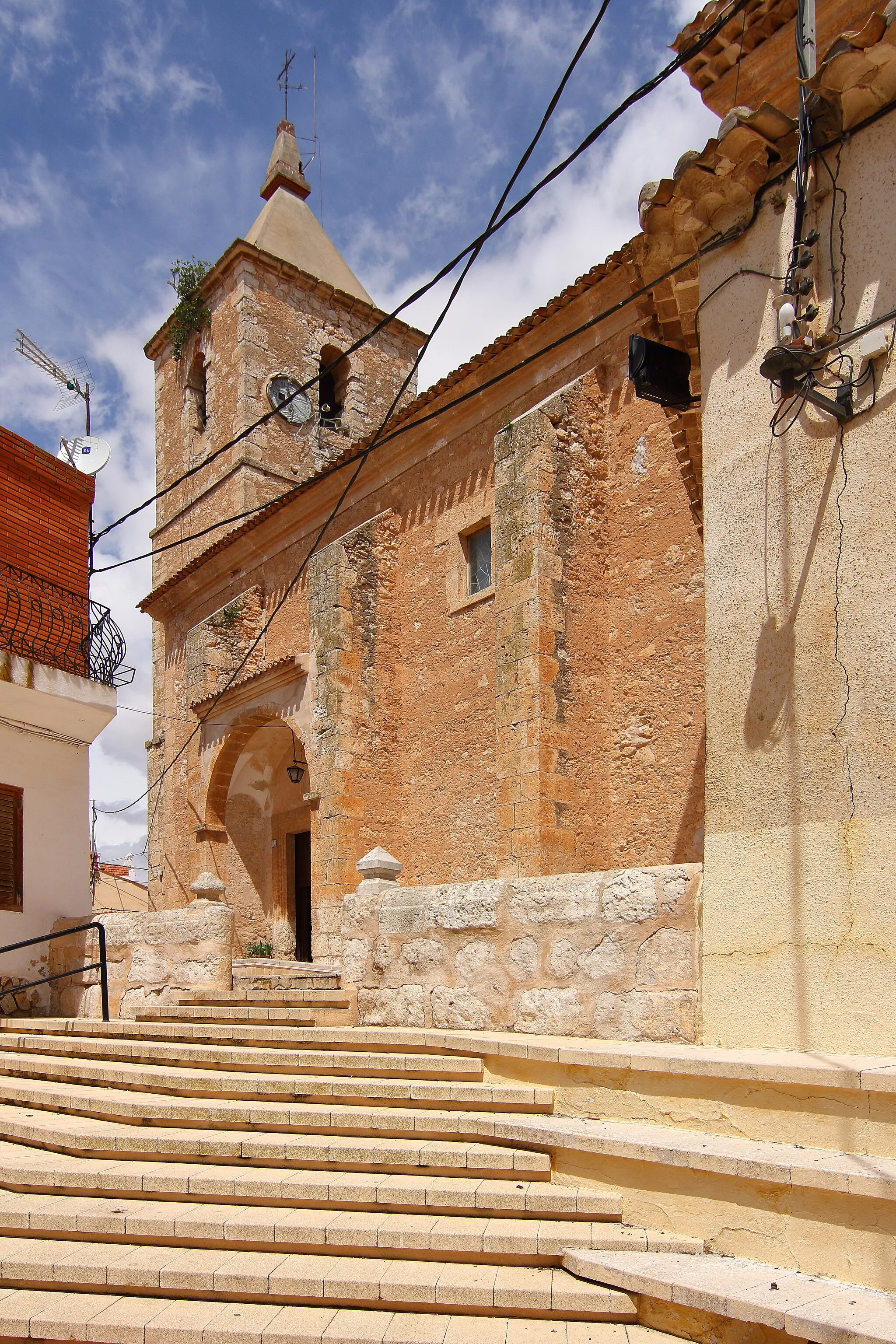 Photo showing: Motilleja, Iglesia de Santa Ana, fachada principal con escalinata