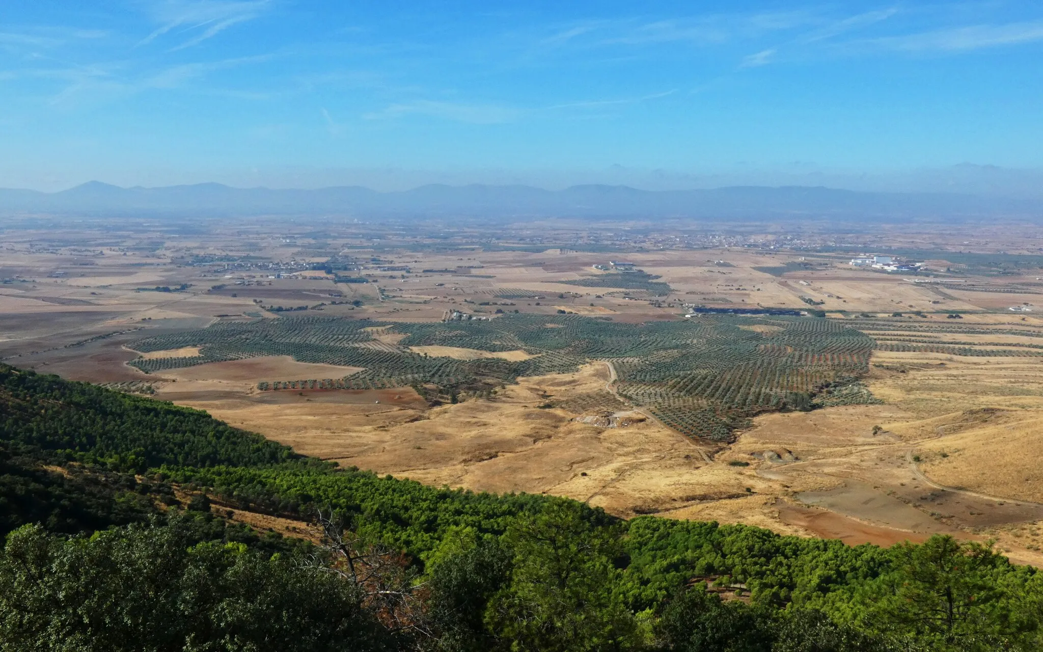 Photo showing: Los Montes de Toledo son una cadena montañosa de poca altitud (en torno a los 1200 m.s.n.m.) entre las provincias de Toledo y Ciudad Real.