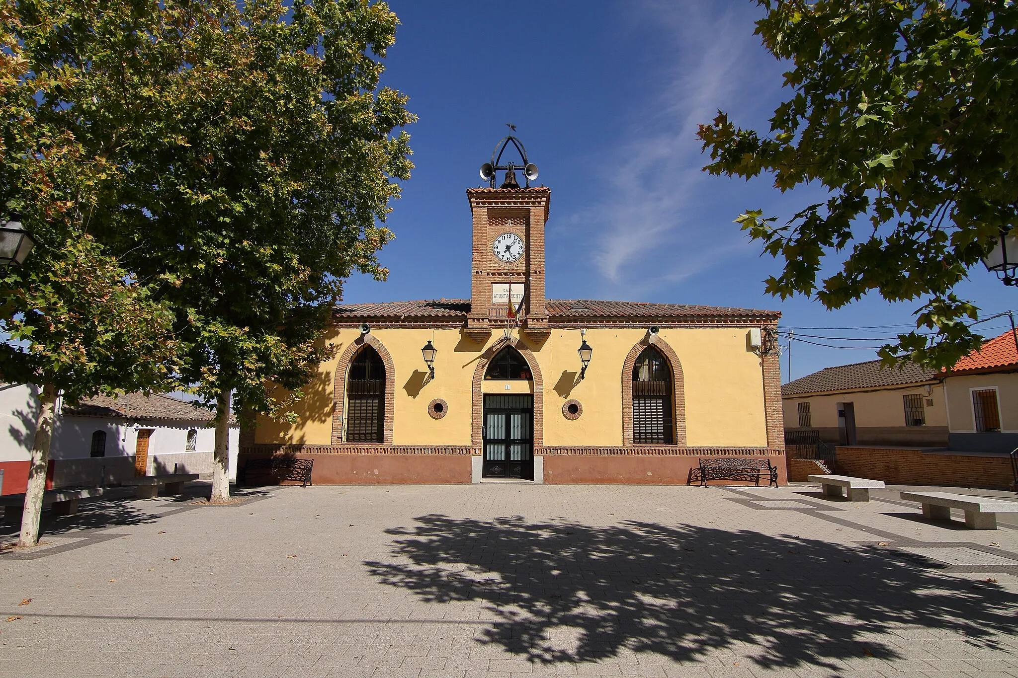 Photo showing: Rielves, Ayuntamiento