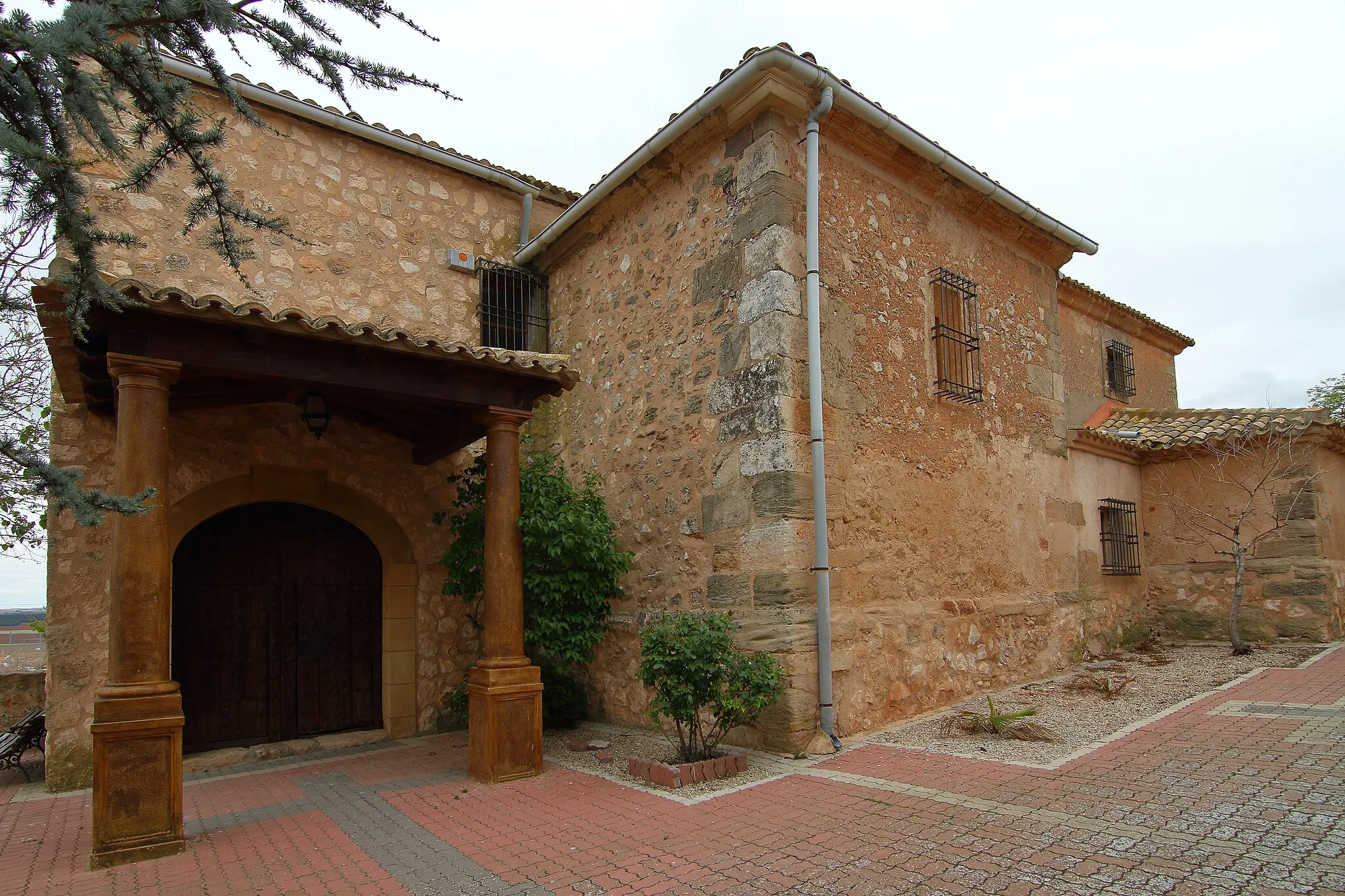Photo showing: Torrubia del Castillo, Iglesia, fachada principal