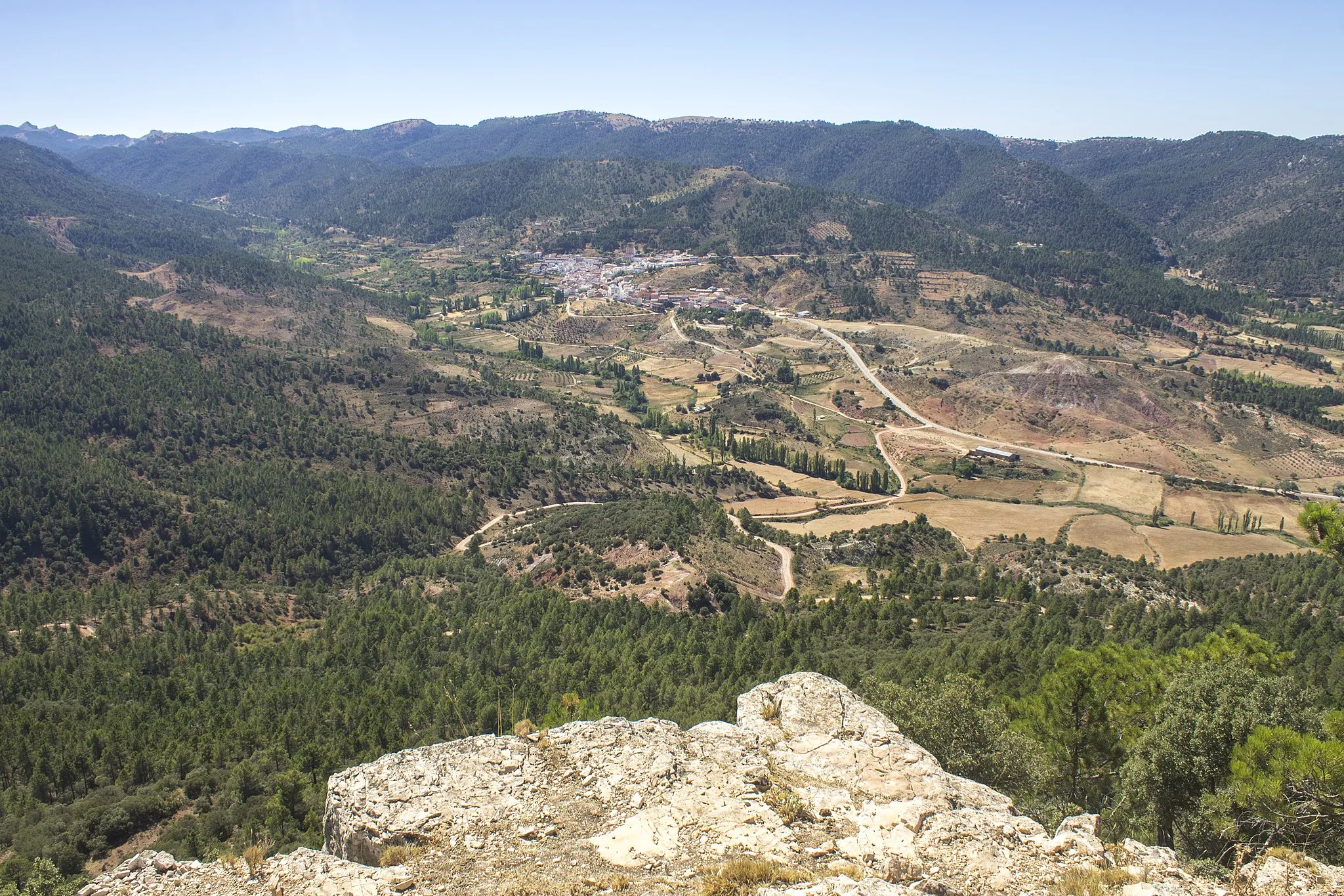 Photo showing: Vistas de Paterna del Madera desde "El Bañaero"