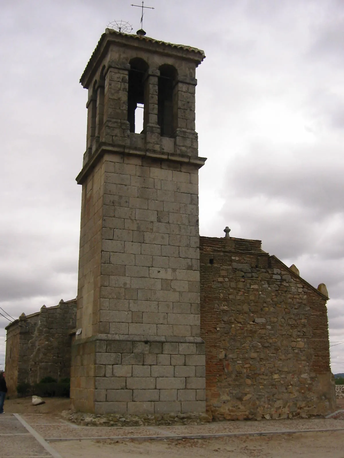 Photo showing: Torre de la iglesia parroquial de Casalgordo (Sonseca, Toledo).