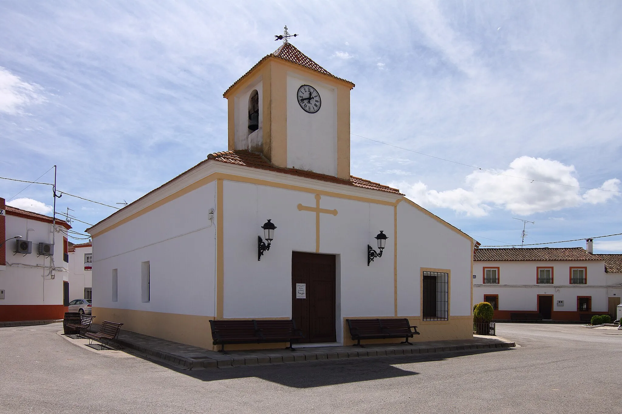 Photo showing: Tinajeros, Iglesia