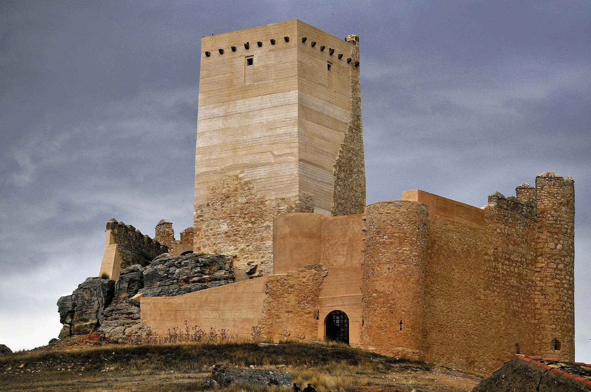 Photo showing: The castle. Embid, Guadalajara, Castile-La Mancha, Spain