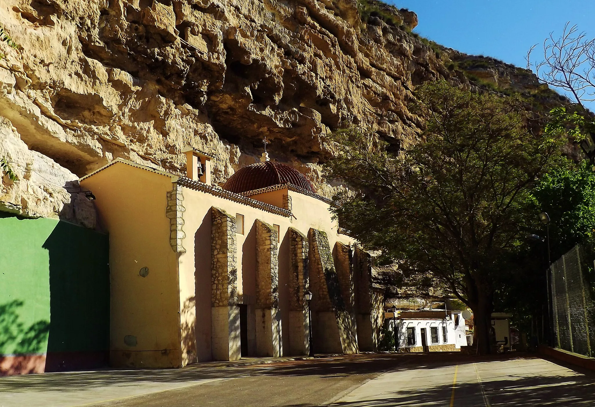 Photo showing: Iglesia.Cubas