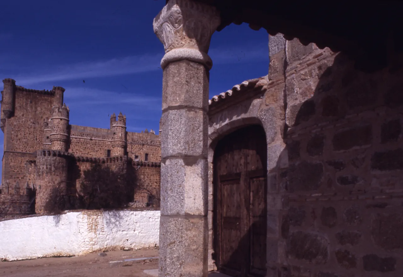 Photo showing: Servizio fotografico : España, 1980 / Paolo Monti. - Foglio: 1, Fotogrammi complessivi: 20/20 : Diapositiva, sviluppo cromogeno/ pellicola ; 35 mm. - ((Fonte: Rubrica di Paolo Monti: Diapositive 24x36mm (1948-1982), presso Archivio Paolo Monti. Rubrica con elenco soggetti e numeri di inventario (da 1 a 1000) corrispondenti ai fogli a tasche in pvc in cui sono contenute le diapositive.